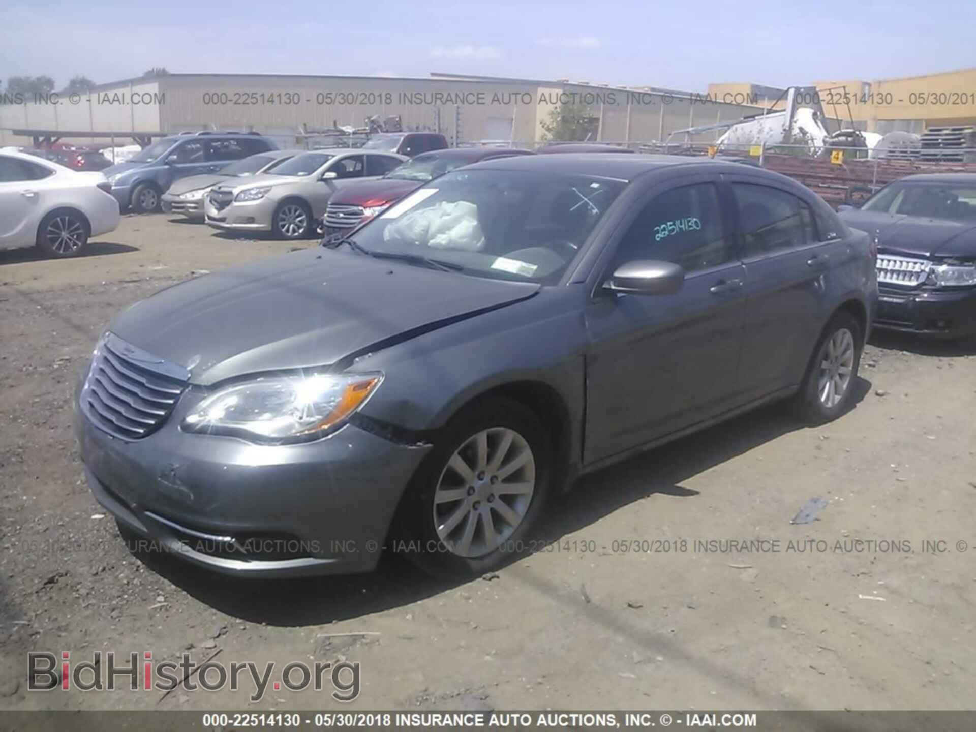 2012 Chrysler 200 - VIN: 1C3CCBBB5CN120953 - Photo 2