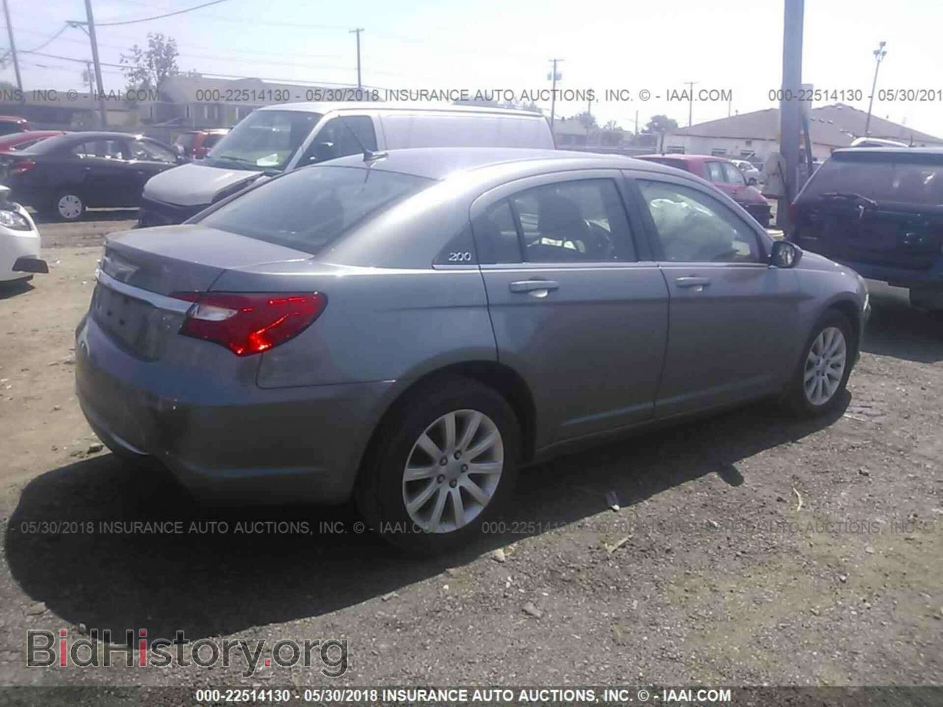 2012 Chrysler 200 - VIN: 1C3CCBBB5CN120953 - Photo 4