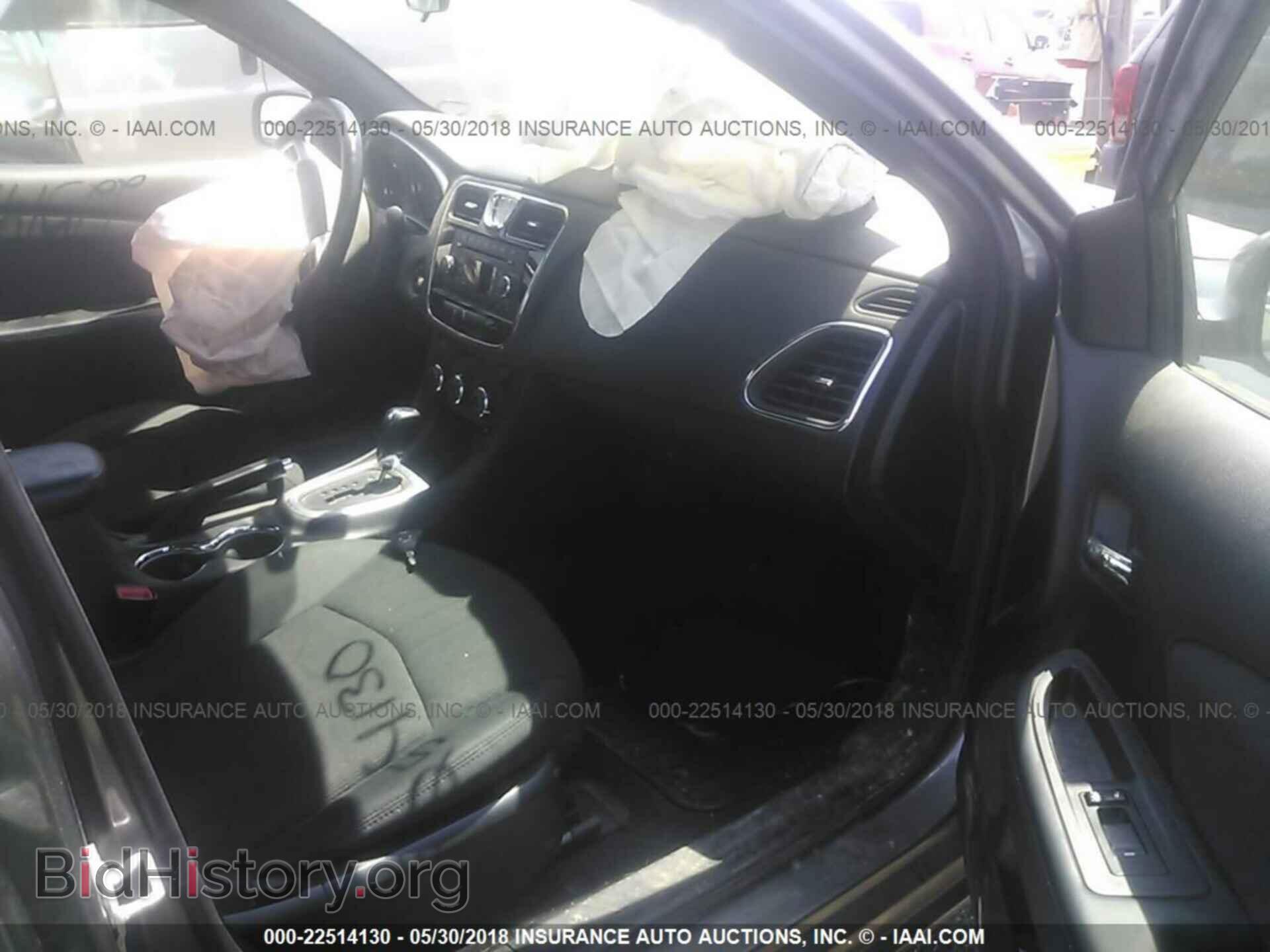 2012 Chrysler 200 - VIN: 1C3CCBBB5CN120953 - Photo 5