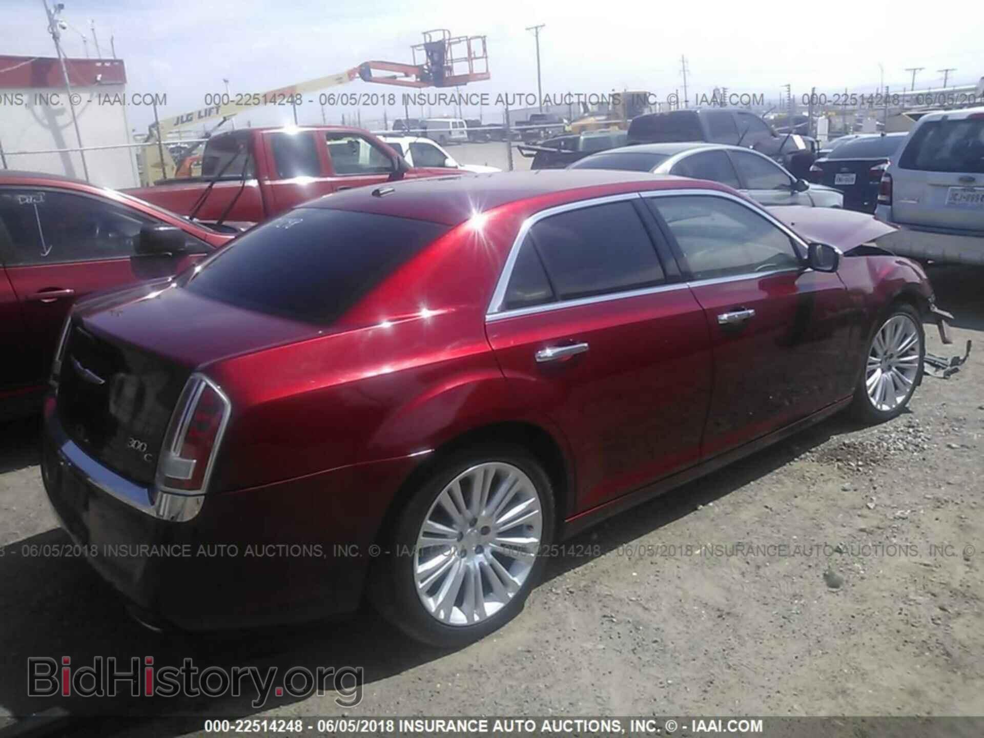2012 Chrysler 300c - VIN: 2C3CCAET7CH174651 - Фото 4