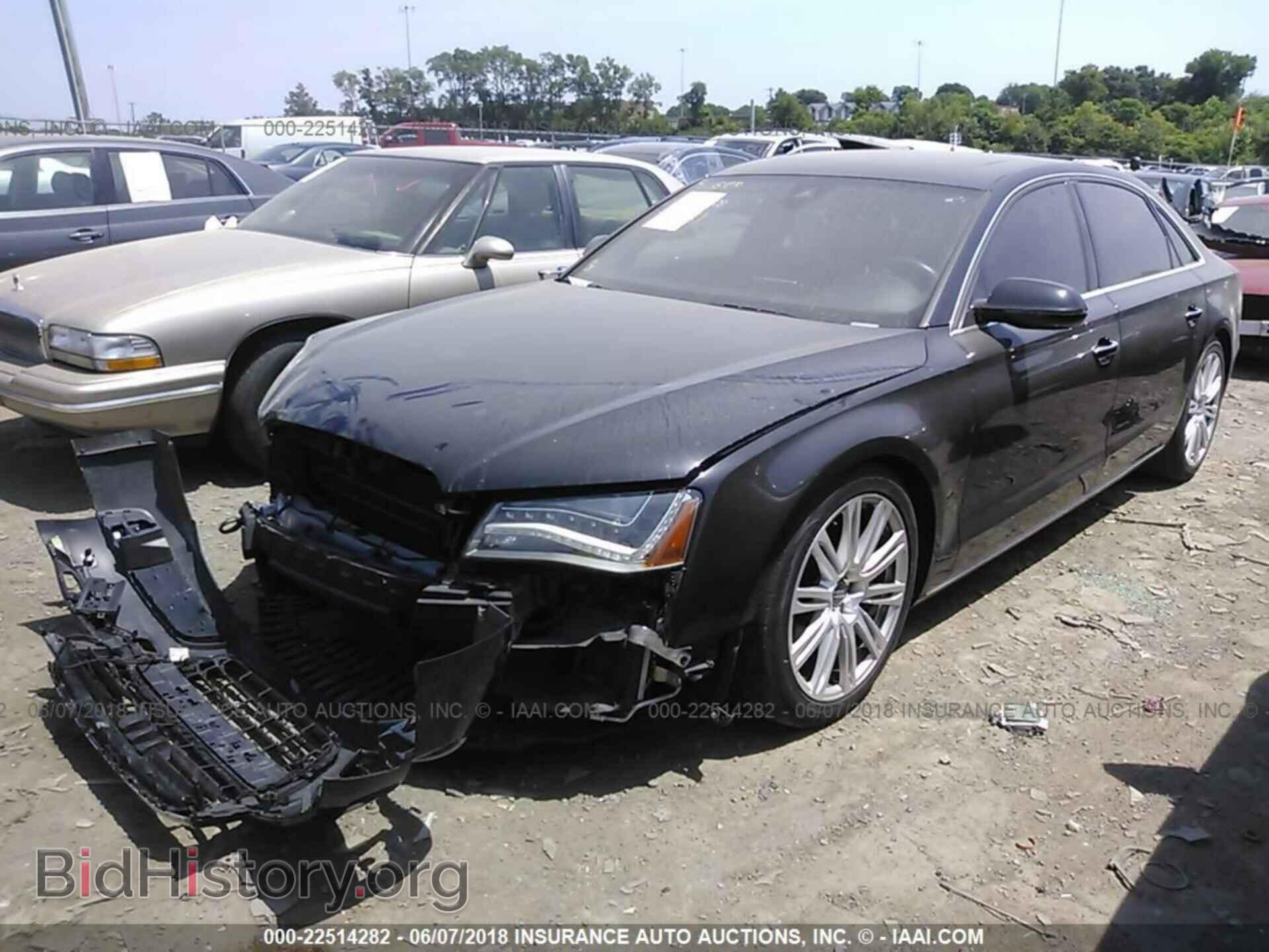 2013 Audi A8 - VIN: WAURGAFD2DN007721 - Фото 2