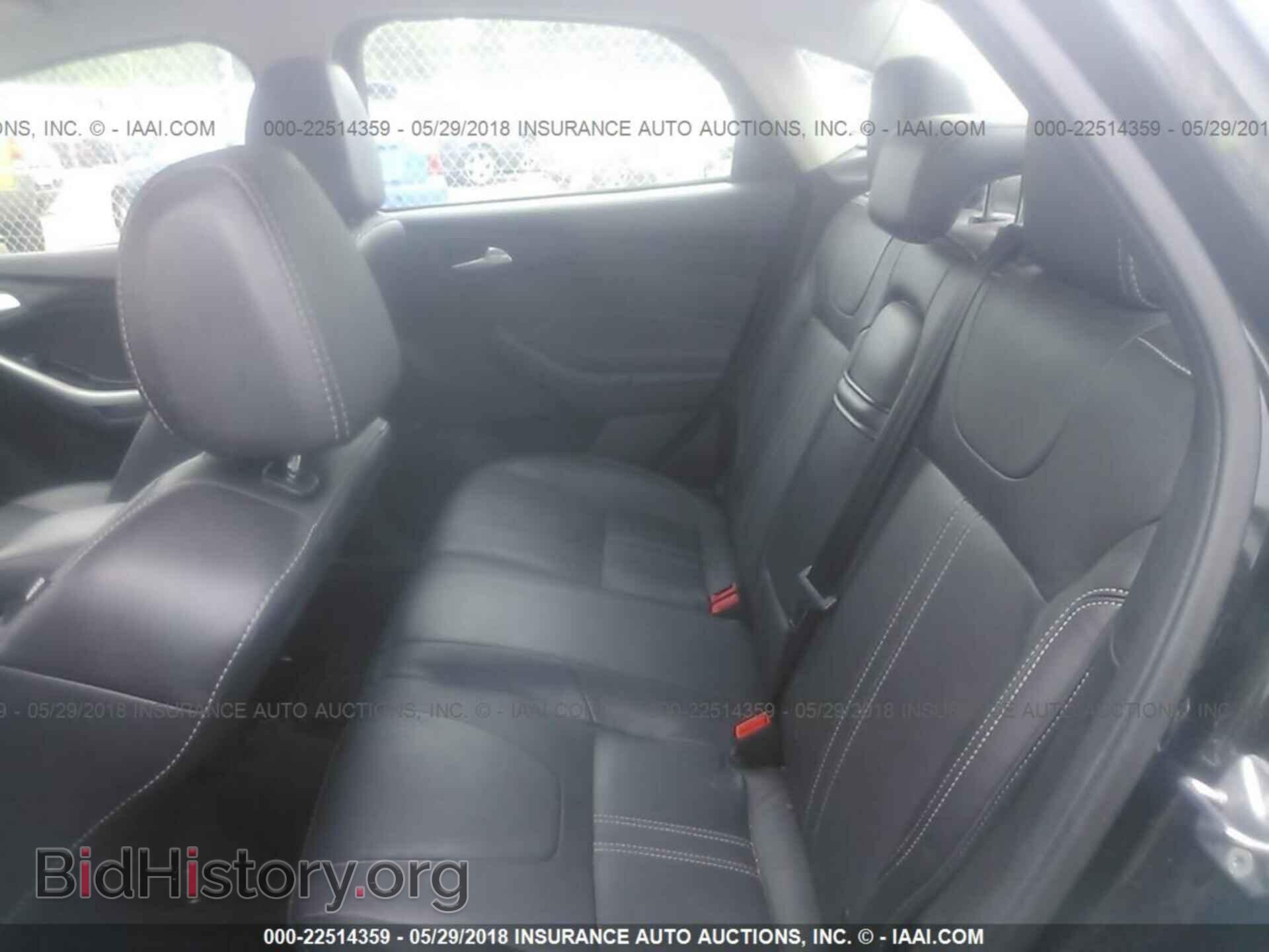 2013 Ford Focus - VIN: 1FADP3F2XDL113598 - Photo 8