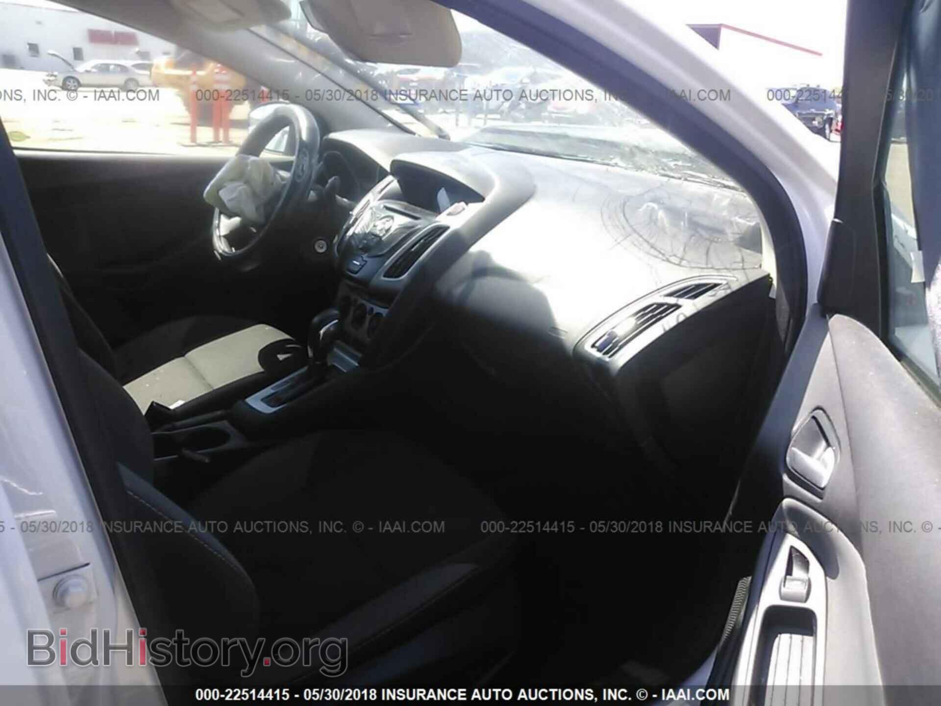 2012 Ford Focus - VIN: 1FAHP3F27CL357368 - Photo 5