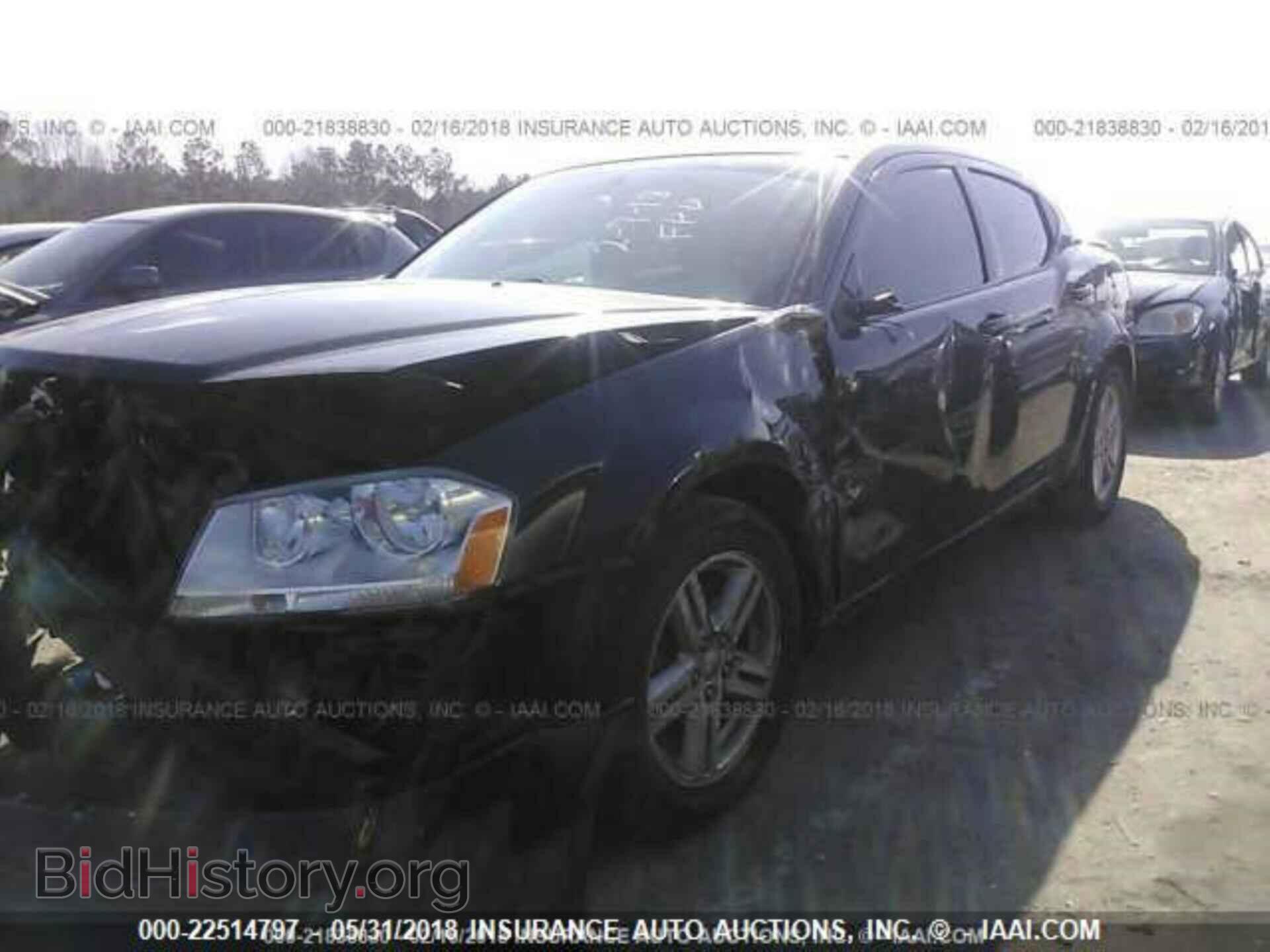 2014 Dodge Avenger - VIN: 1C3CDZAG2EN219932 - Photo 2