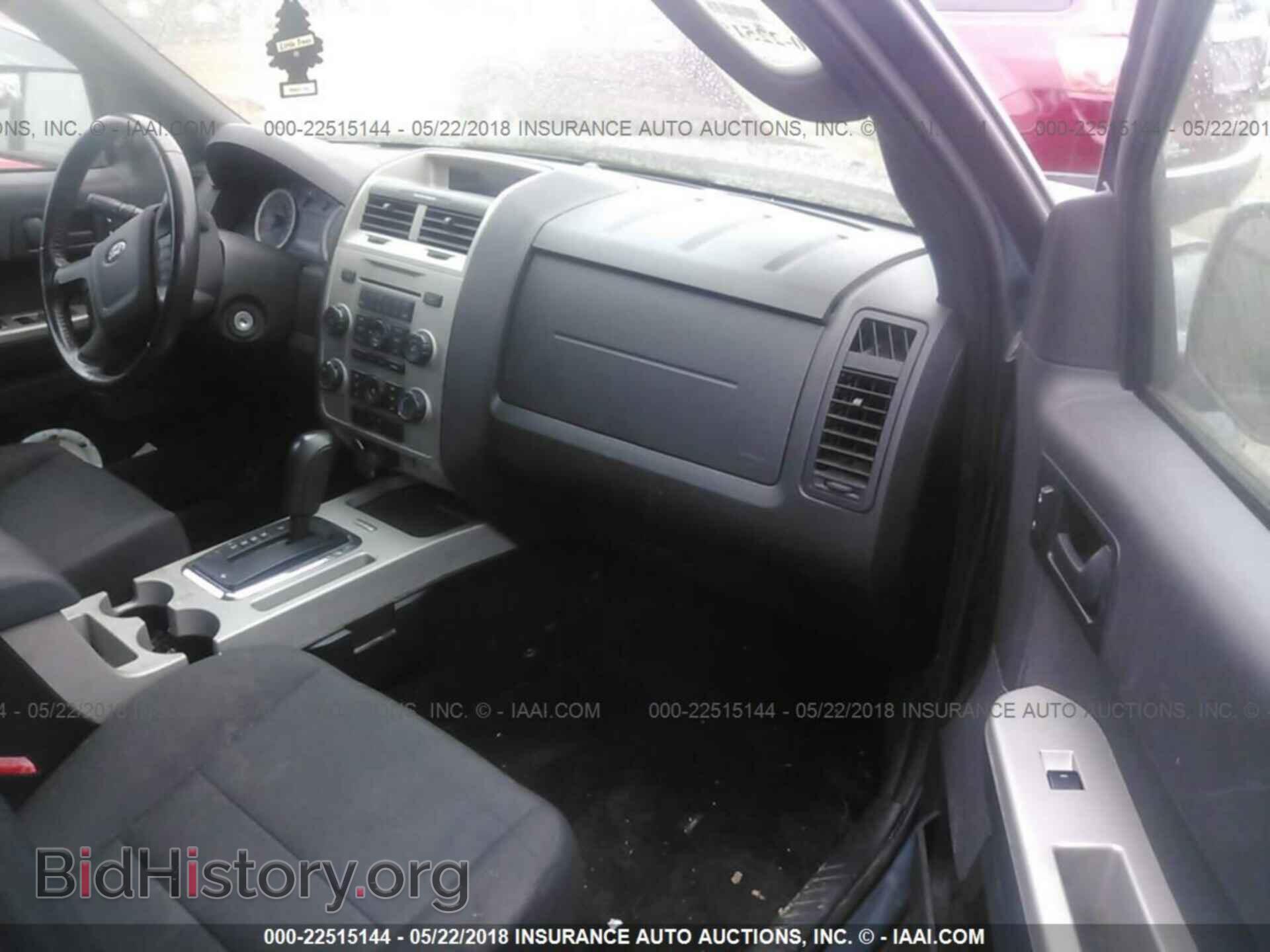 2012 Ford Escape - VIN: 1FMCU0D77CKB81885 - Фото 5