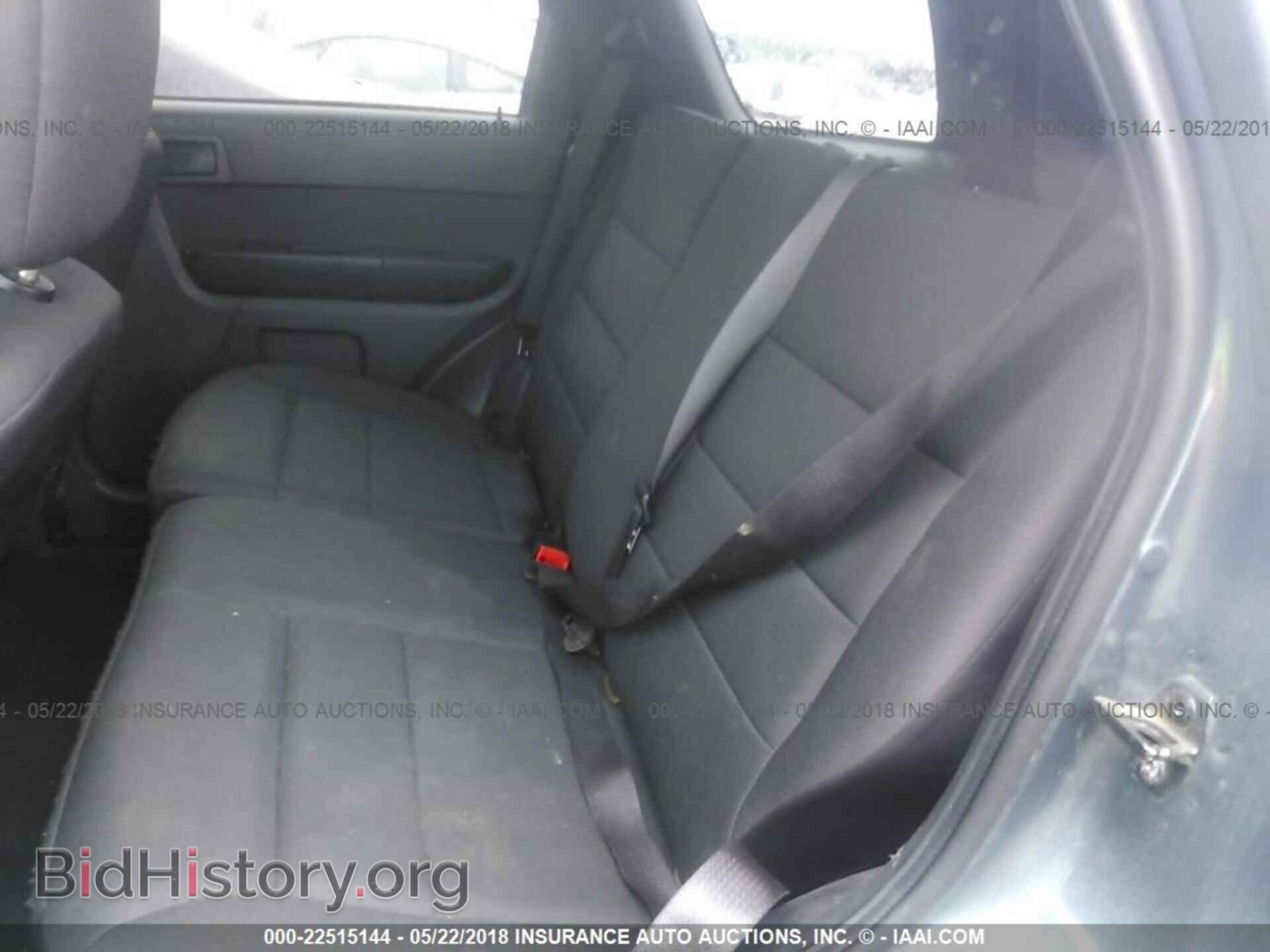 2012 Ford Escape - VIN: 1FMCU0D77CKB81885 - Фото 8