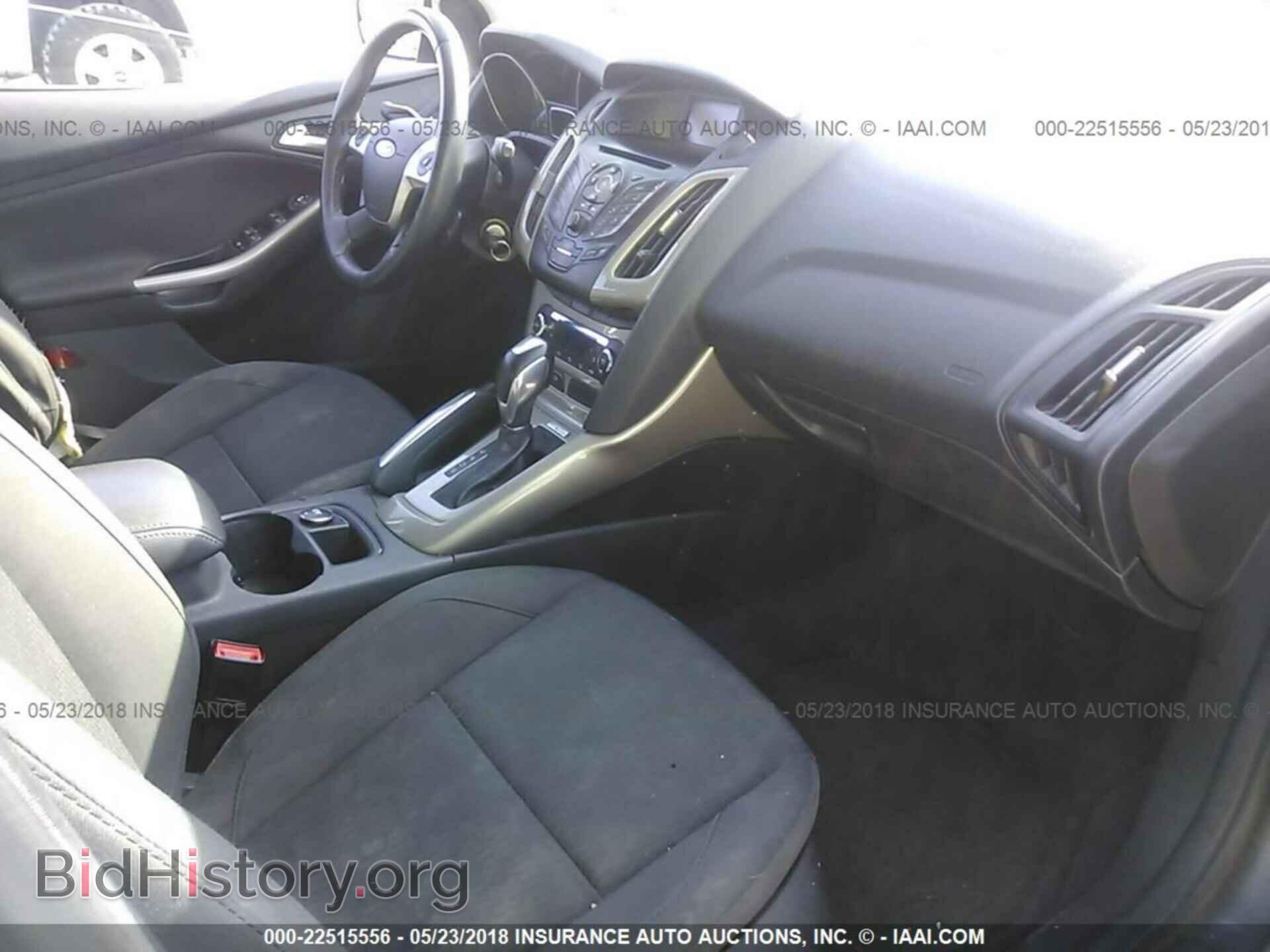 2012 Ford Focus - VIN: 1FAHP3M2XCL316378 - Photo 5