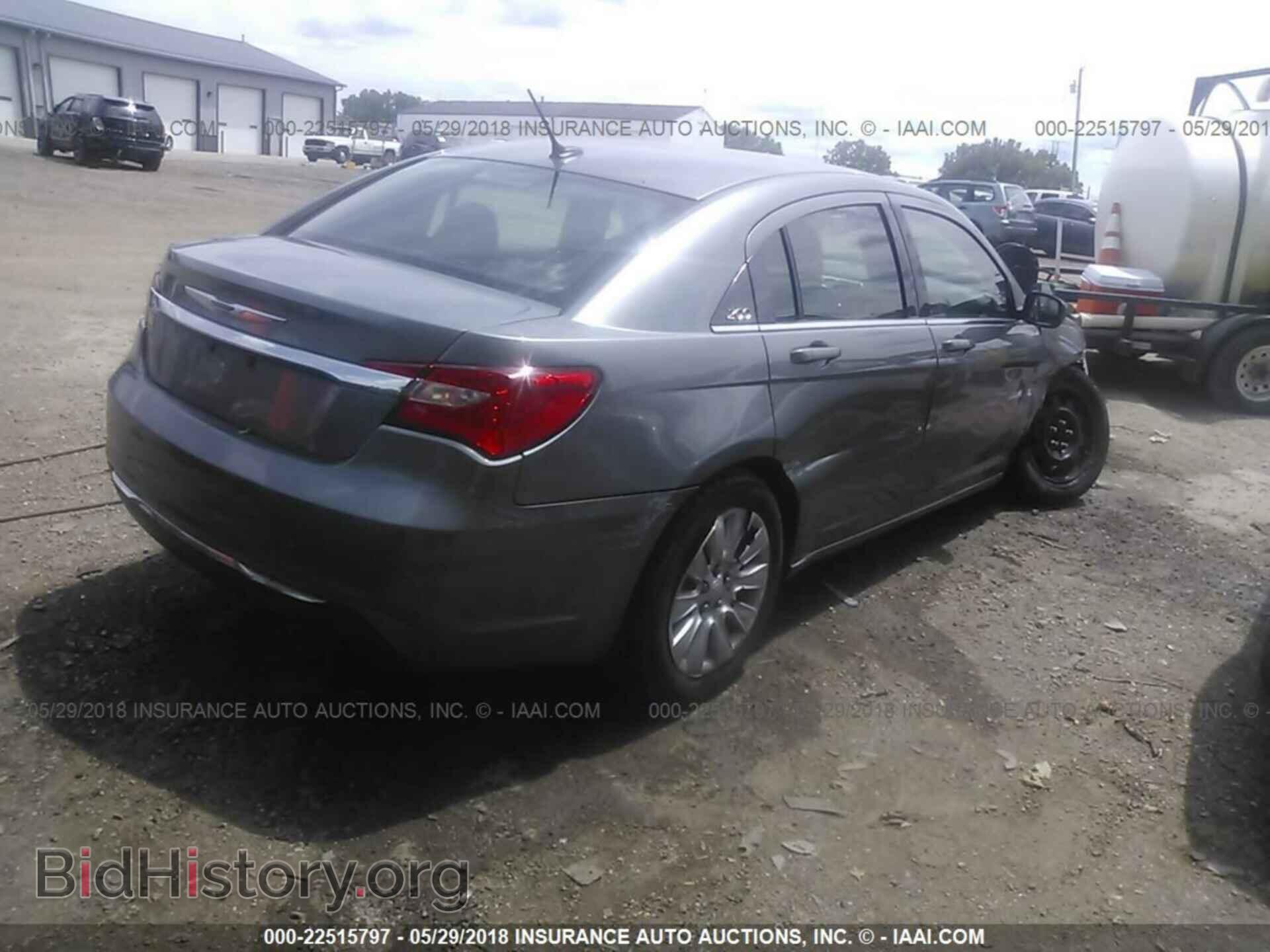 2012 Chrysler 200 - VIN: 1C3CCBABXCN104233 - Фото 4