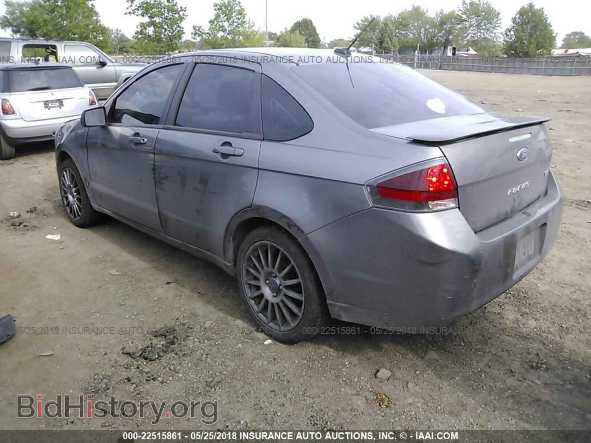 2011 Ford Focus - VIN: 1FAHP3GN8BW162966 - Фото 3