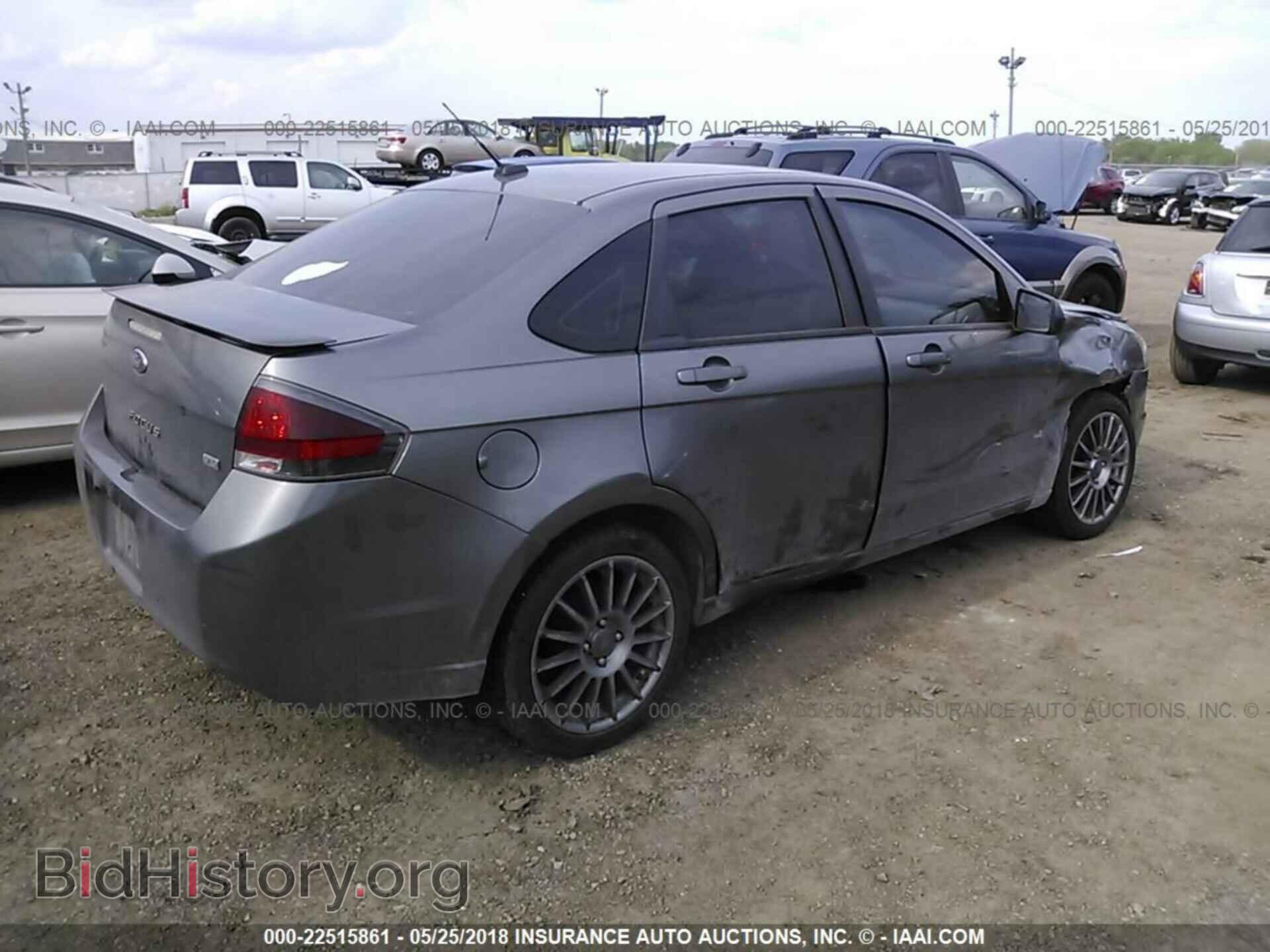 2011 Ford Focus - VIN: 1FAHP3GN8BW162966 - Фото 4