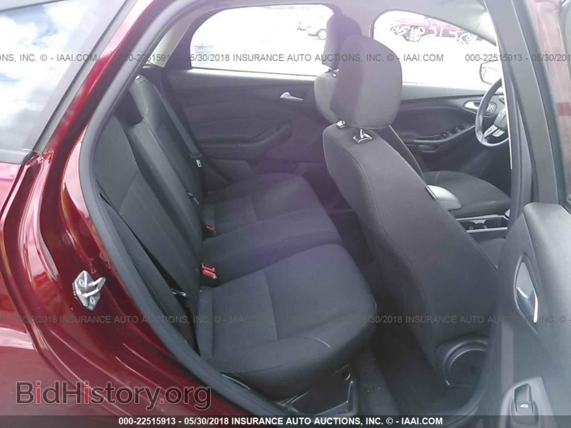 2017 Ford Focus - VIN: 1FADP3K23HL328302 - Photo 8