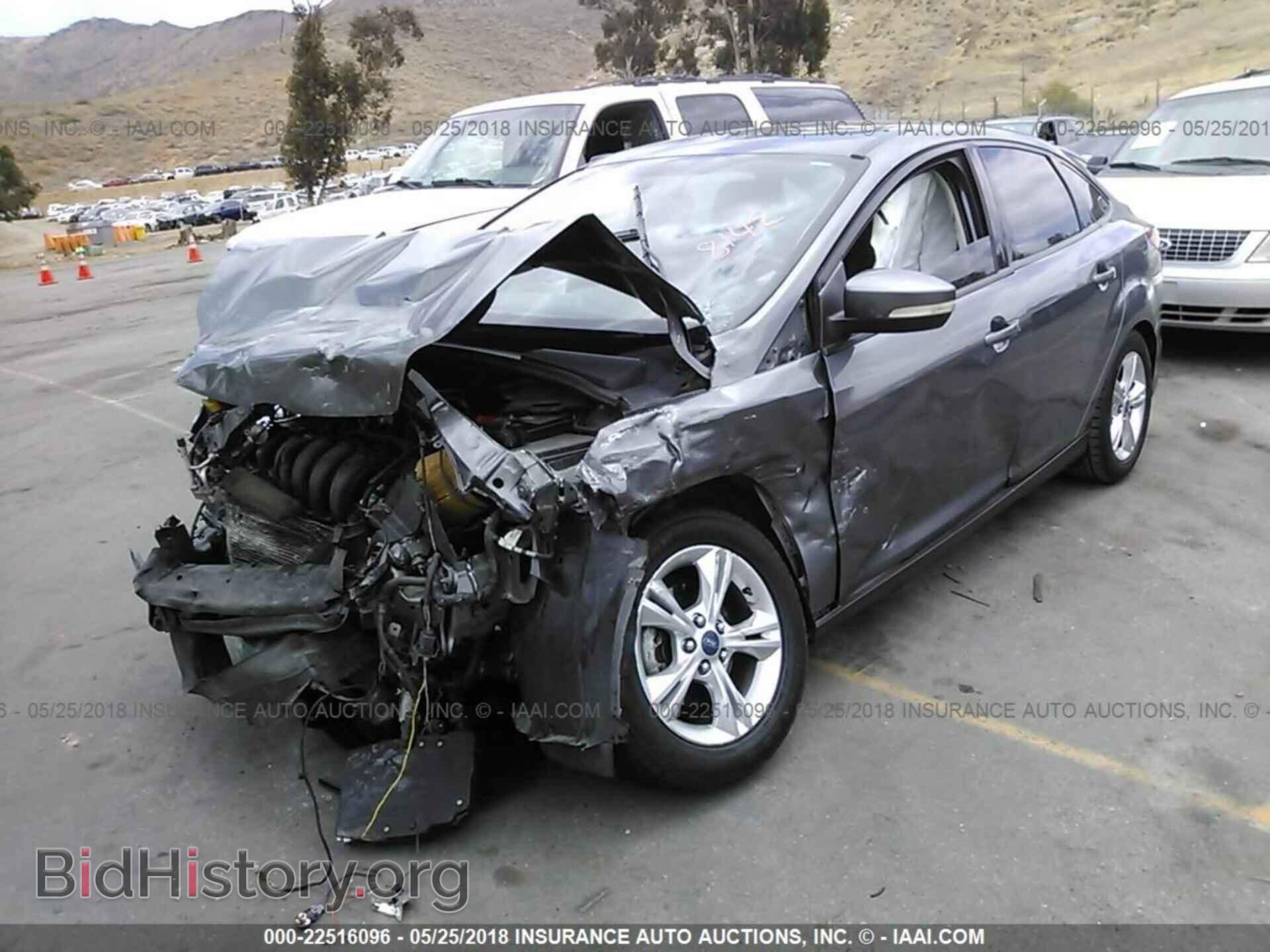 2013 Ford Focus - VIN: 1FADP3F27DL268142 - Фото 2