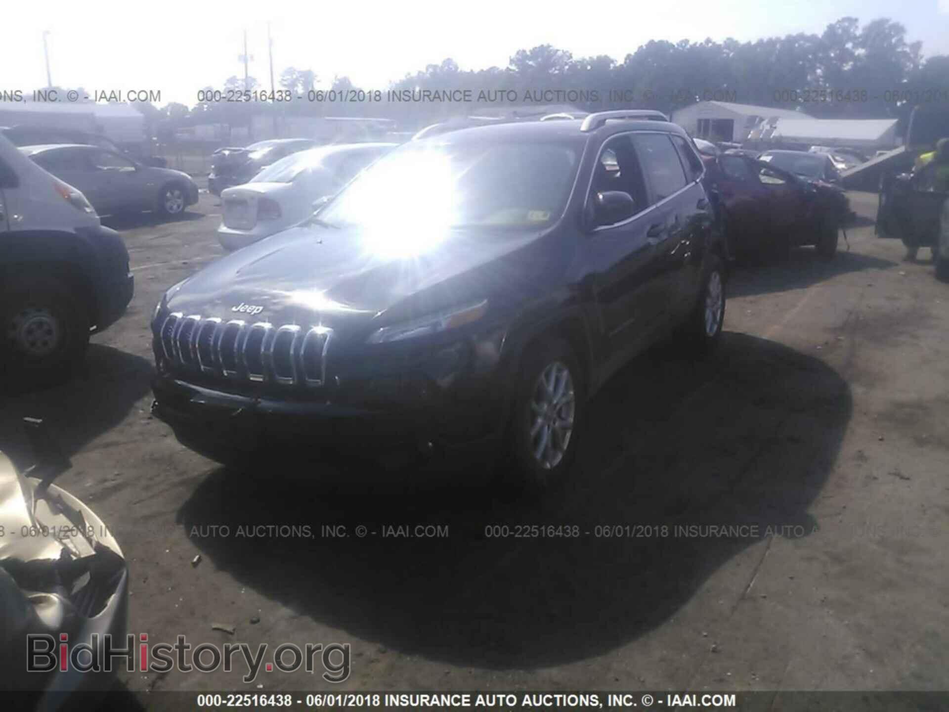 2015 Jeep Cherokee - VIN: 1C4PJMCB7FW744202 - Фото 2