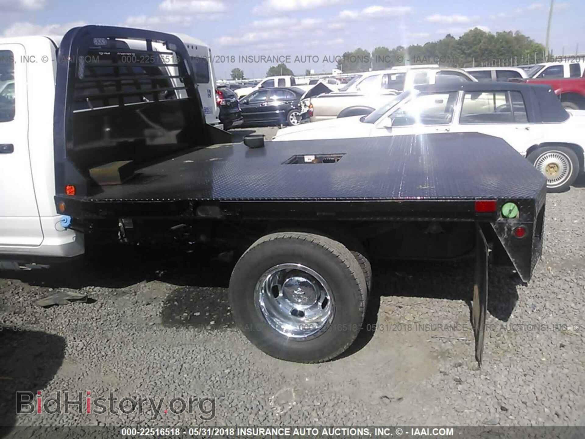 2017 Ram 3500 - VIN: 3C7WRTAL0HG558175 - Фото 3