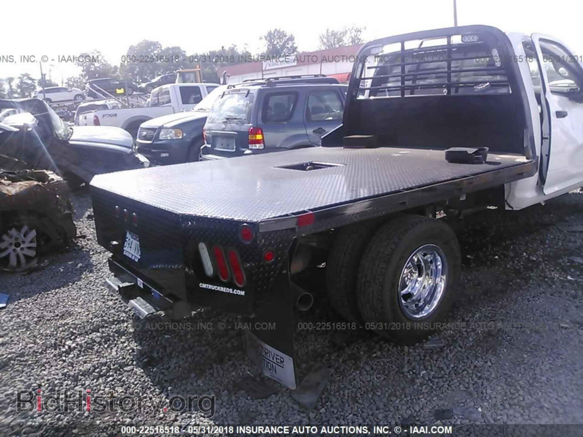 2017 Ram 3500 - VIN: 3C7WRTAL0HG558175 - Фото 4