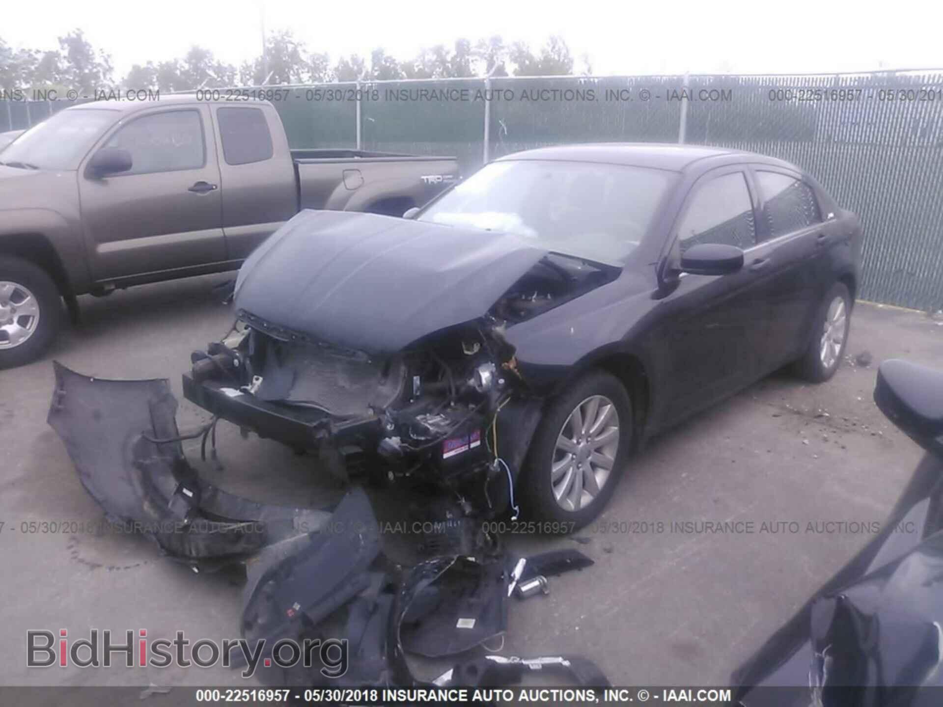 2012 Chrysler 200 - VIN: 1C3CCBBB3CN108509 - Фото 2