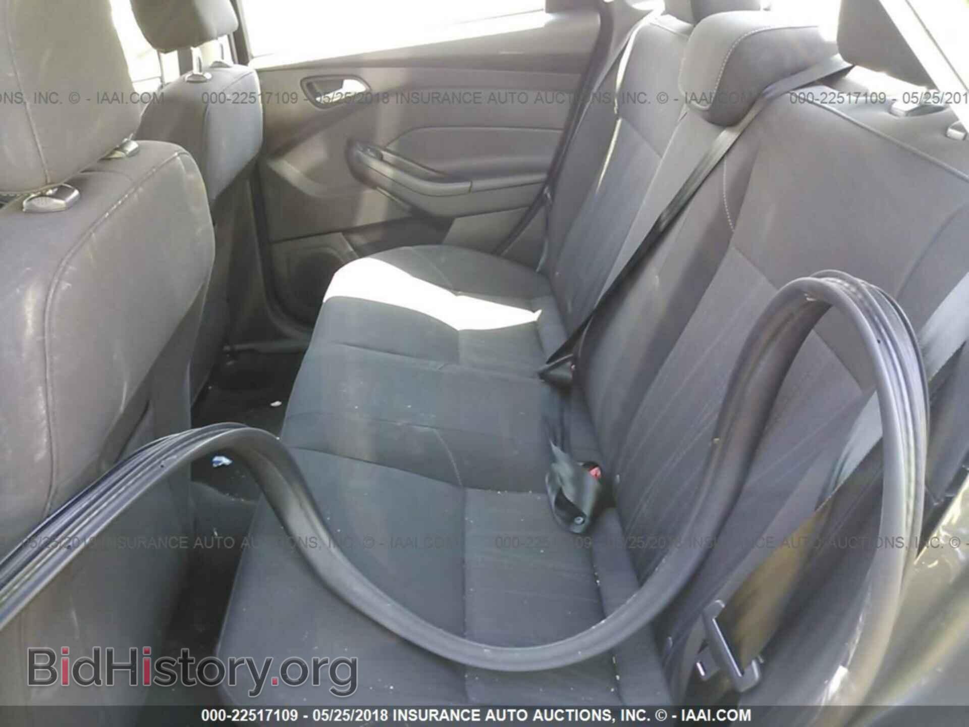 2015 Ford Focus - VIN: 1FADP3F27FL210177 - Photo 8