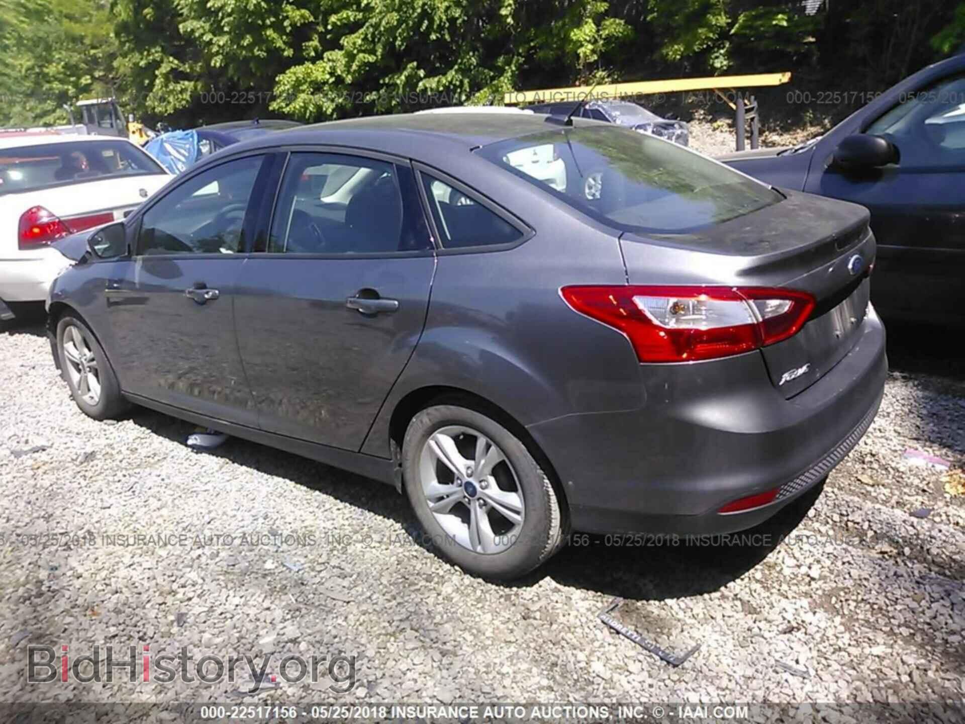 2014 Ford Focus - VIN: 1FADP3F21EL411460 - Photo 3