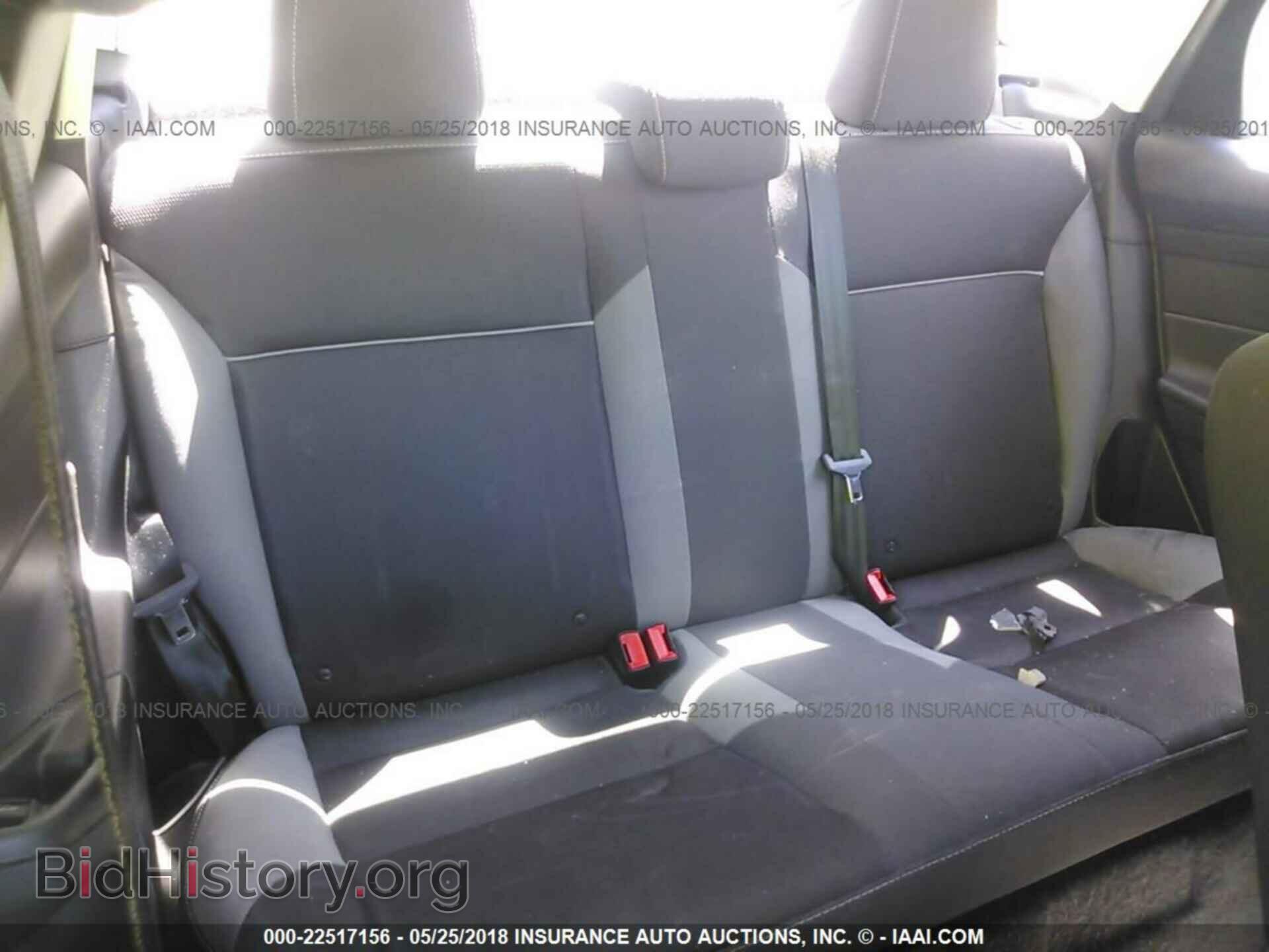 2014 Ford Focus - VIN: 1FADP3F21EL411460 - Photo 8