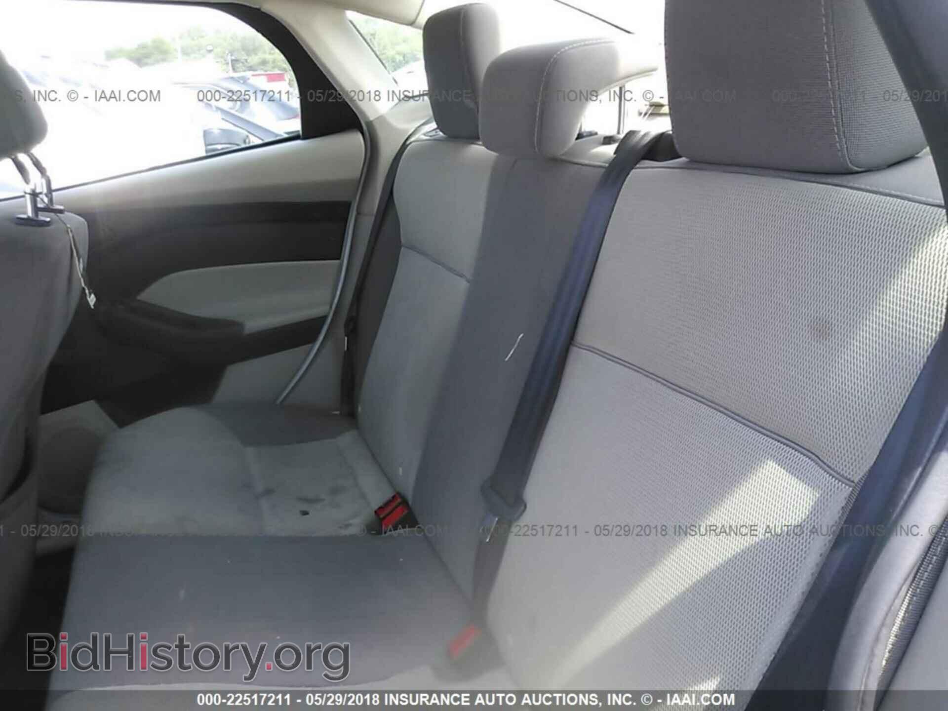 2012 Ford Focus - VIN: 1FAHP3F22CL219219 - Photo 8