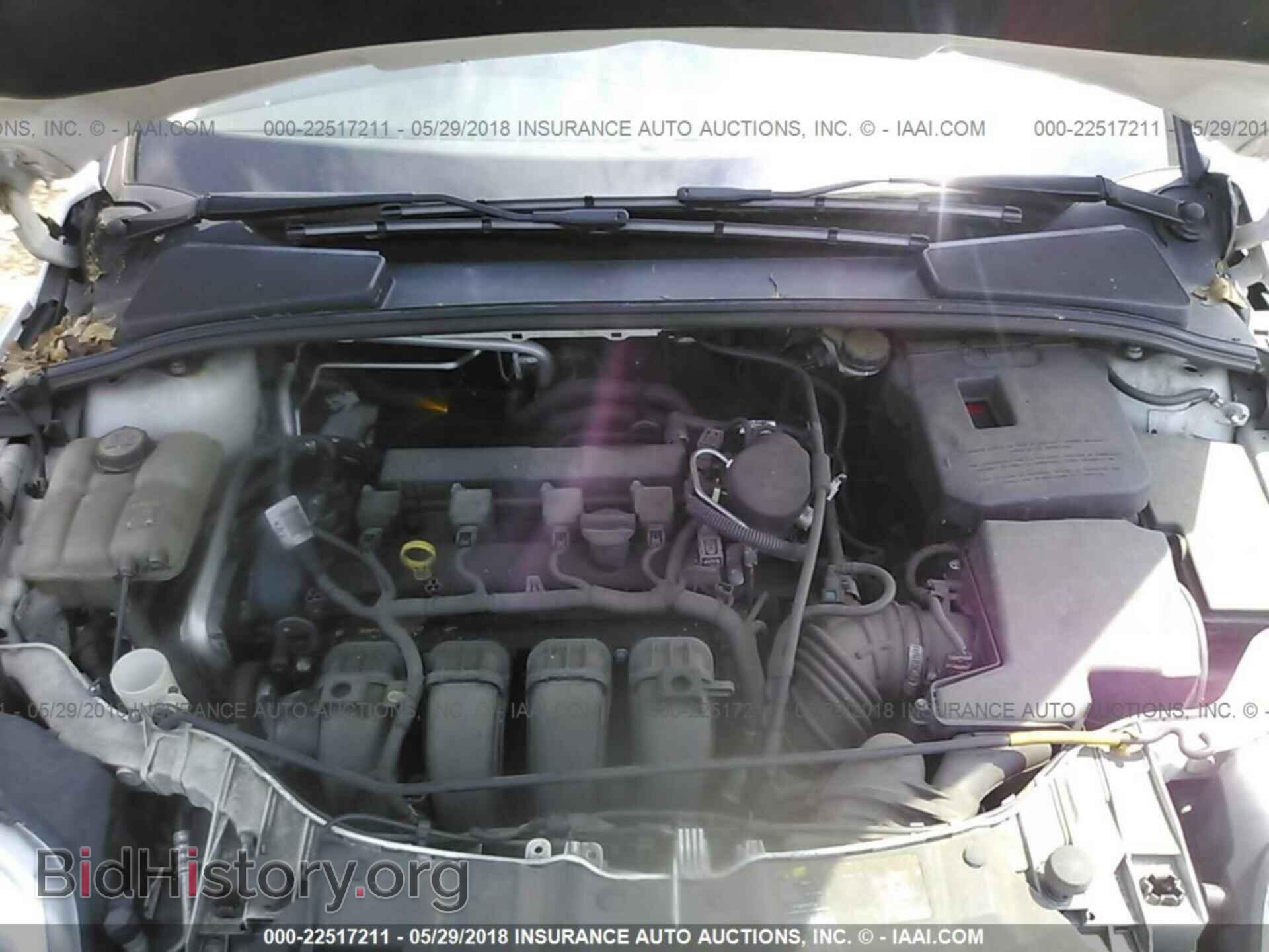 2012 Ford Focus - VIN: 1FAHP3F22CL219219 - Photo 10