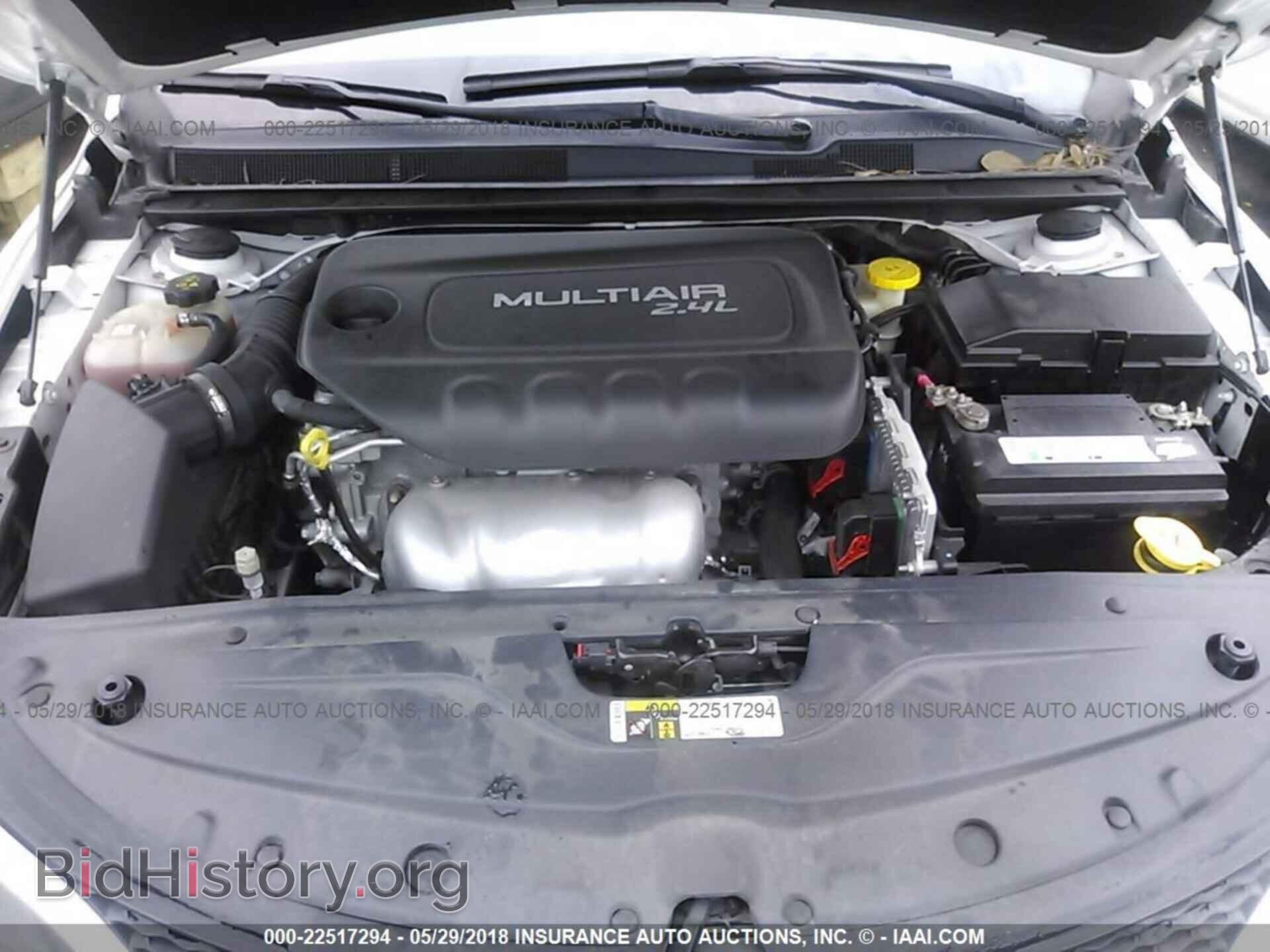 2015 Chrysler 200 - VIN: 1C3CCCCB3FN680866 - Photo 10