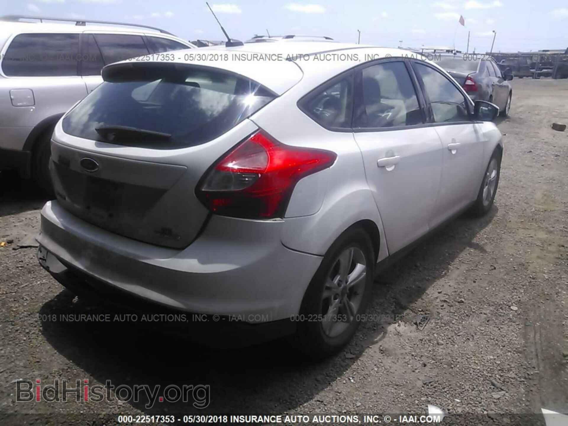 2014 Ford Focus - VIN: 1FADP3K29EL108982 - Photo 4
