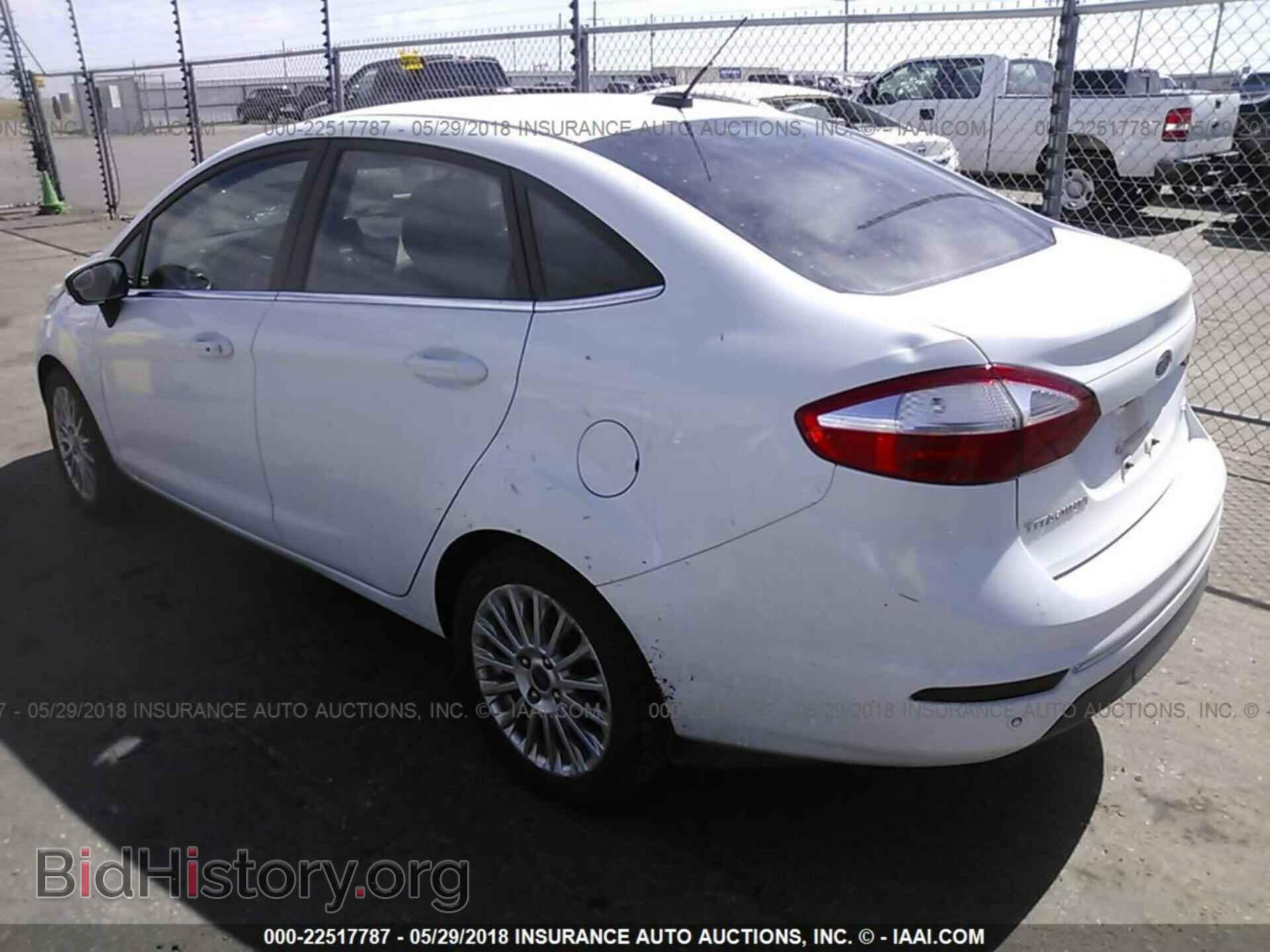 2014 Ford Fiesta - VIN: 3FADP4CJ3EM200065 - Фото 3
