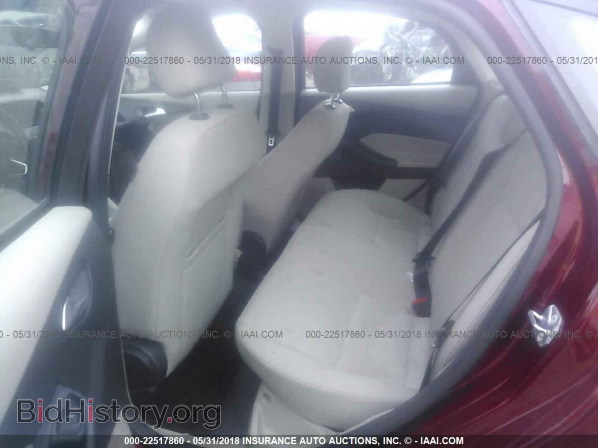 2015 Ford Focus - VIN: 1FADP3F23FL338500 - Photo 8