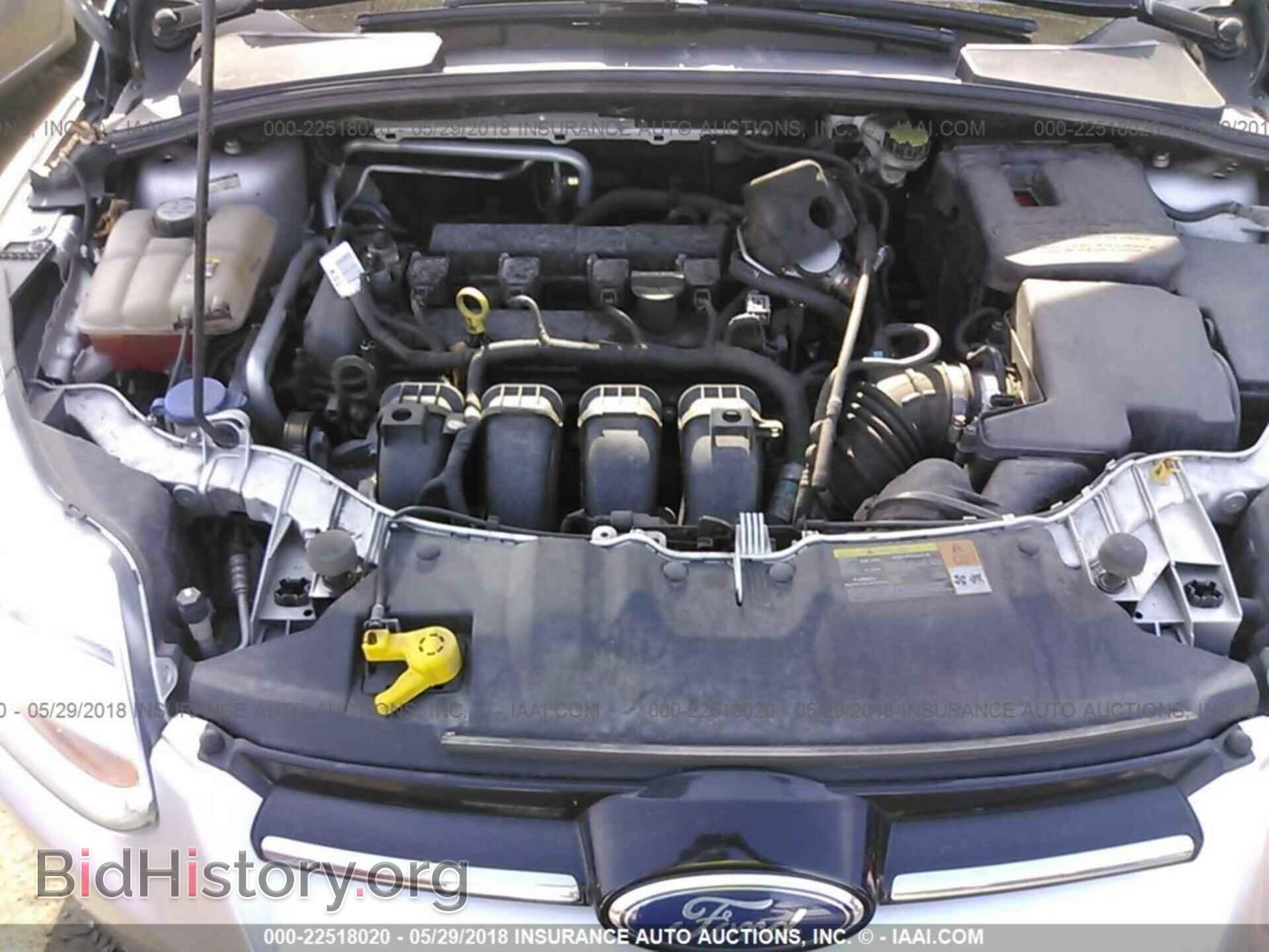 2012 Ford Focus - VIN: 1FAHP3M27CL322431 - Photo 10