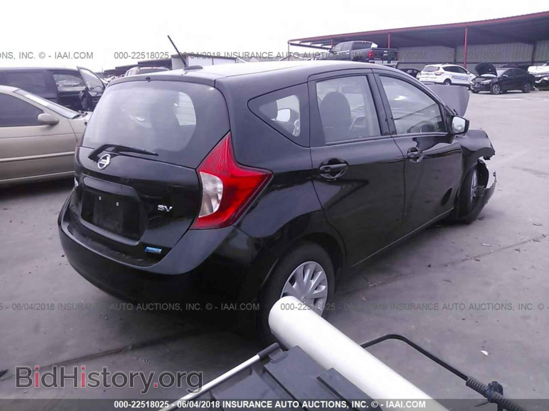 2016 Nissan Versa note - VIN: 3N1CE2CP2GL374967 - Фото 4