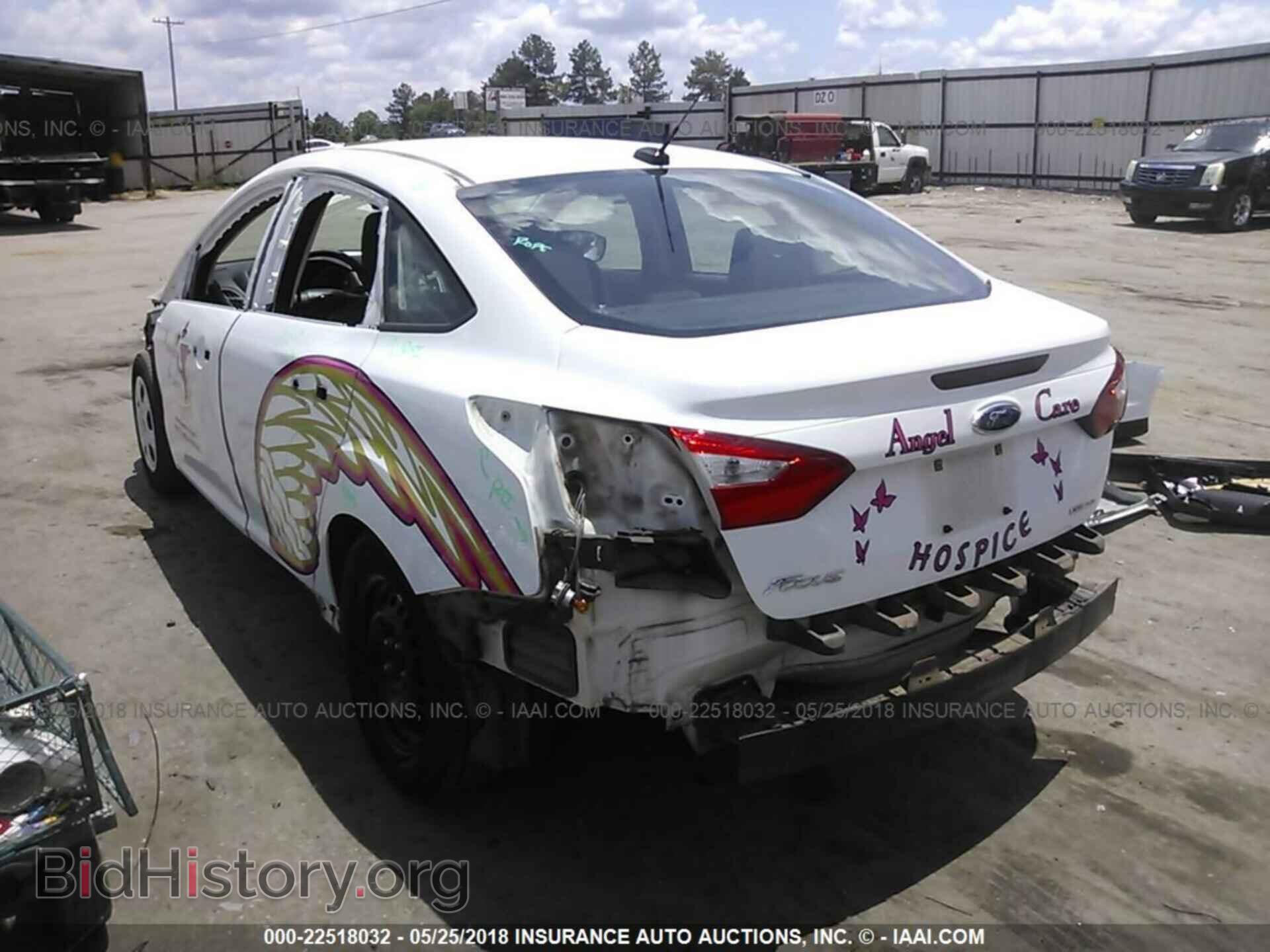 2014 Ford Focus - VIN: 1FADP3E27EL109513 - Photo 3