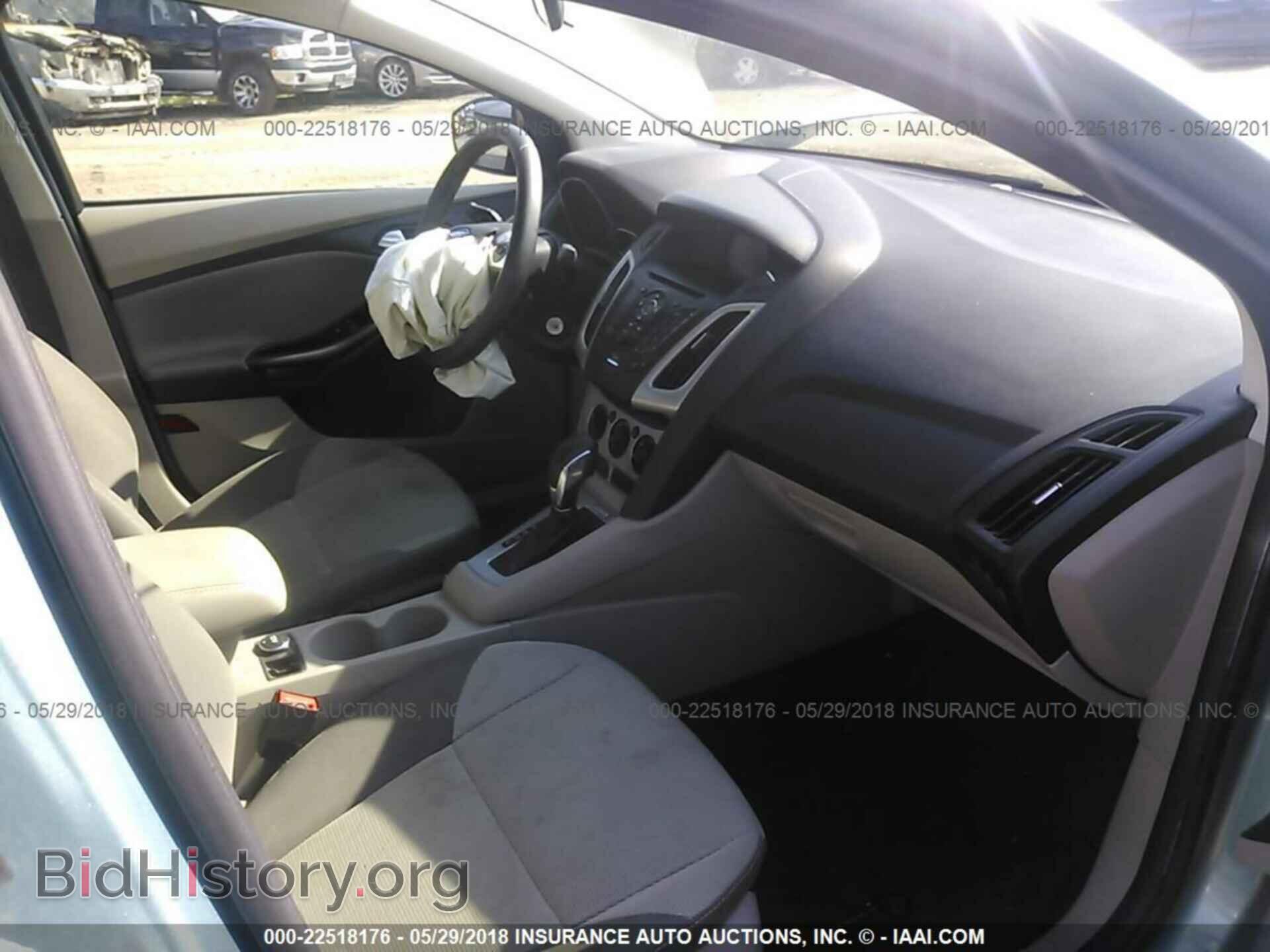 2012 Ford Focus - VIN: 1FAHP3F20CL321196 - Фото 5