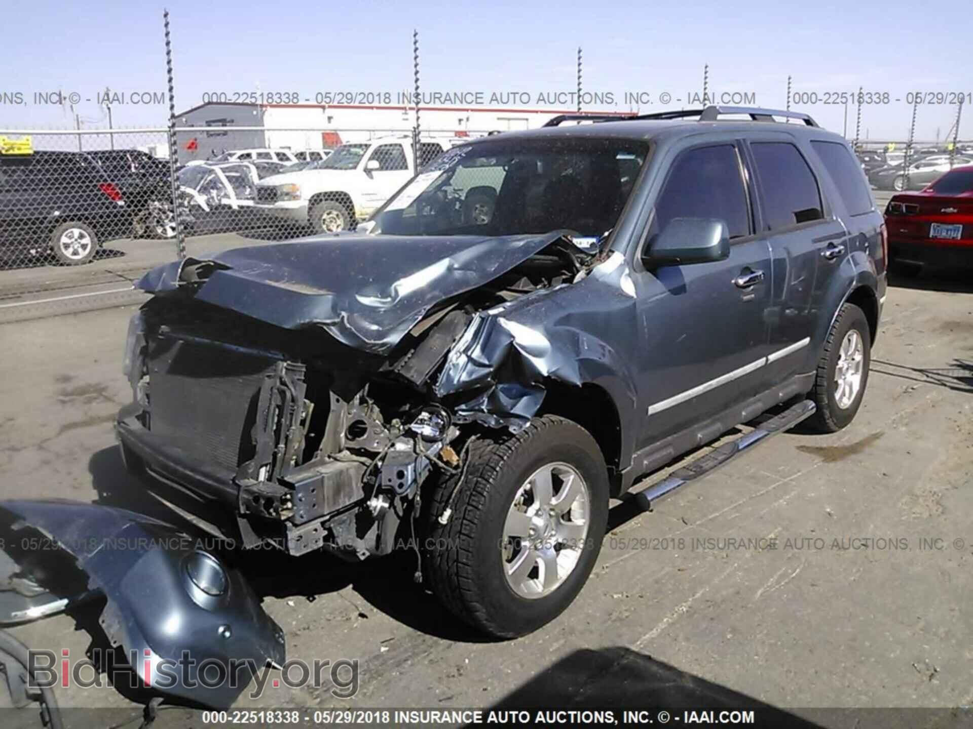 2011 Ford Escape - VIN: 1FMCU0EG3BKA55326 - Фото 2