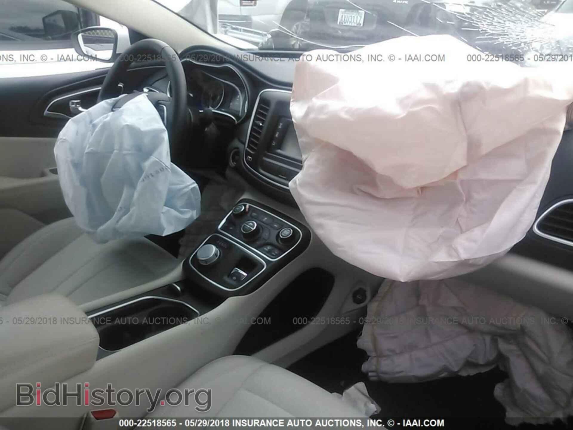 2015 Chrysler 200 - VIN: 1C3CCCAB8FN561620 - Фото 5