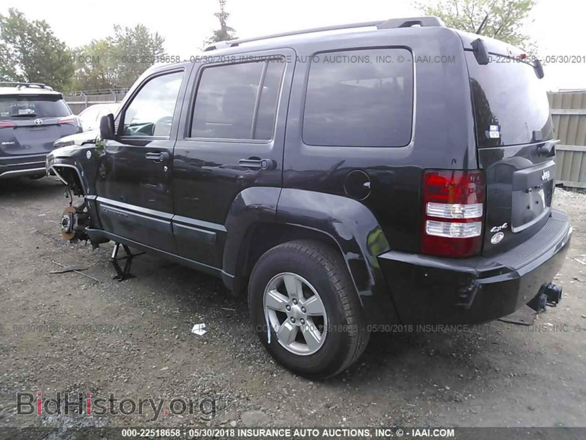 2011 Jeep Liberty - VIN: 1J4PN2GK4BW556809 - Фото 3