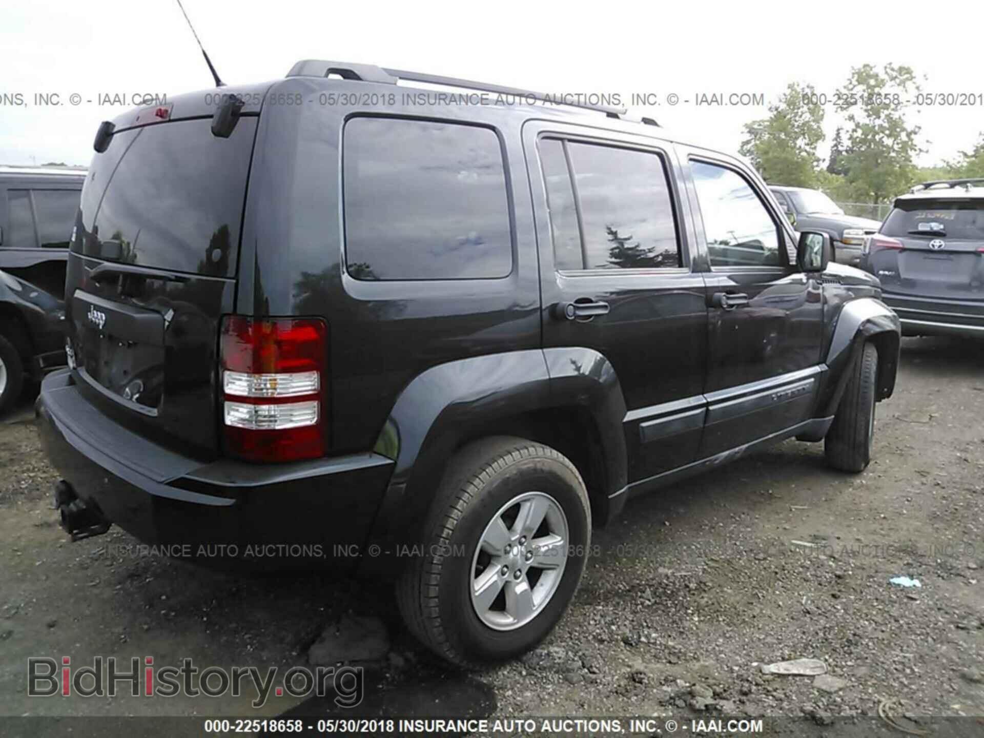 2011 Jeep Liberty - VIN: 1J4PN2GK4BW556809 - Фото 4