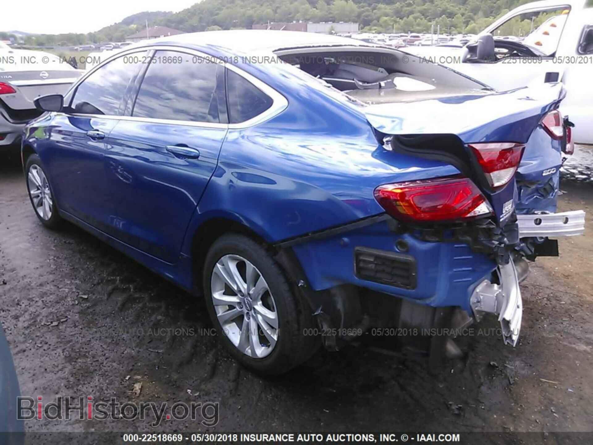 2015 Chrysler 200 - VIN: 1C3CCCAB1FN685972 - Photo 3