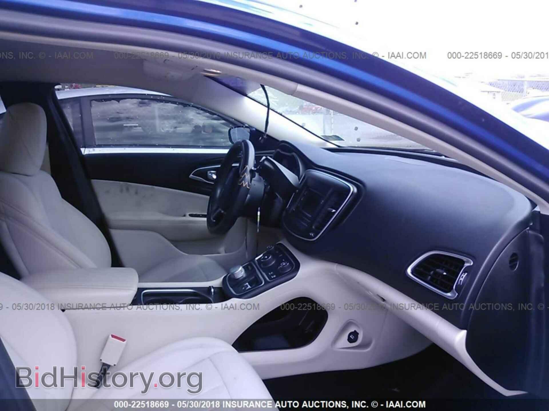 2015 Chrysler 200 - VIN: 1C3CCCAB1FN685972 - Photo 5