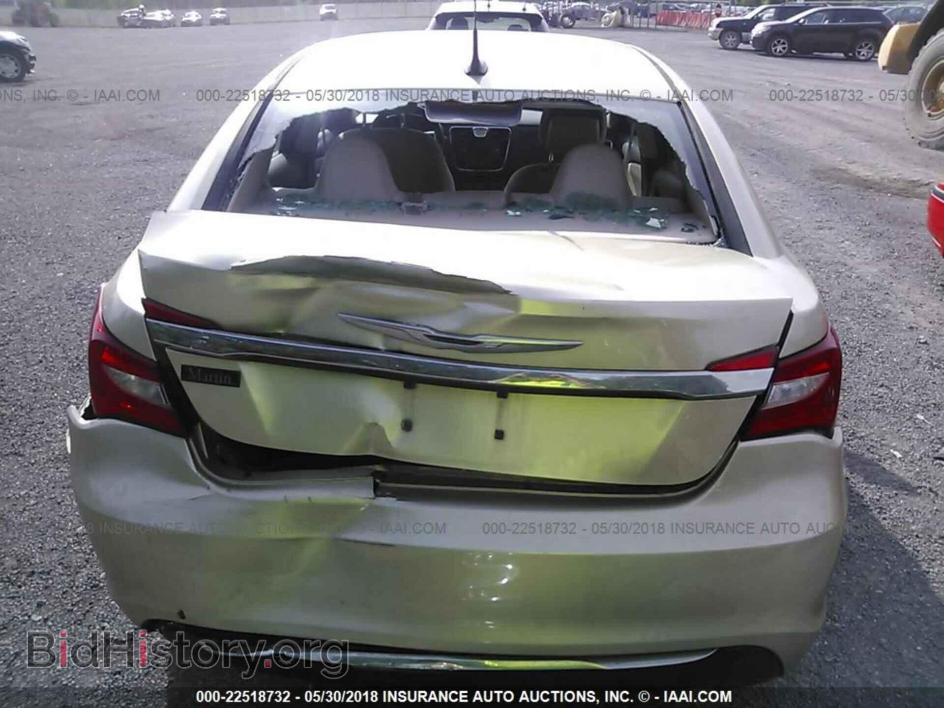 2011 Chrysler 200 - VIN: 1C3BC1FB8BN512825 - Photo 6