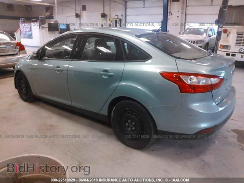 2012 Ford FOCUS (VIN 1FAHP3F20CL187256) — фото 3 из 10