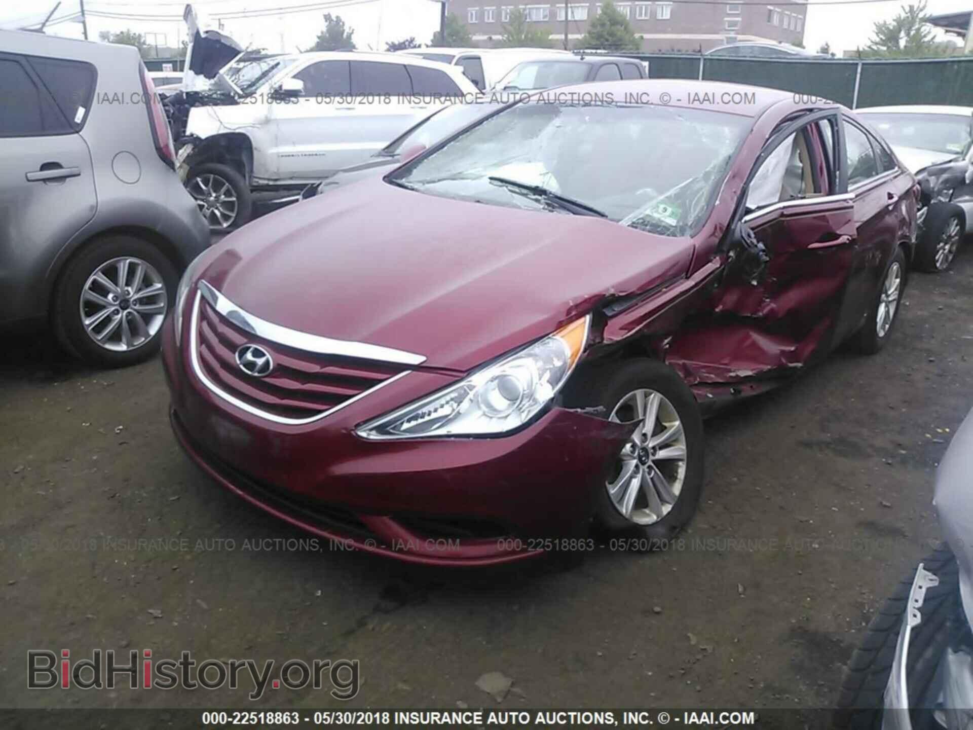 2012 Hyundai Sonata - VIN: 5NPEB4AC2CH438901 - Photo 2