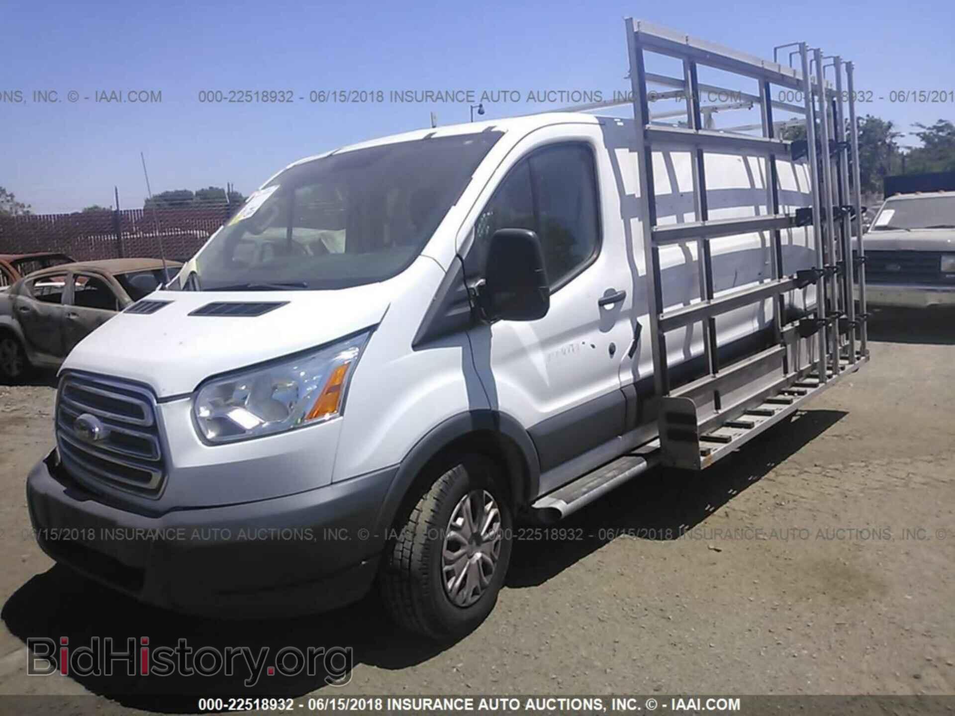 2015 Ford Transit - VIN: 1FTNR1ZM9FKB03065 - Фото 2