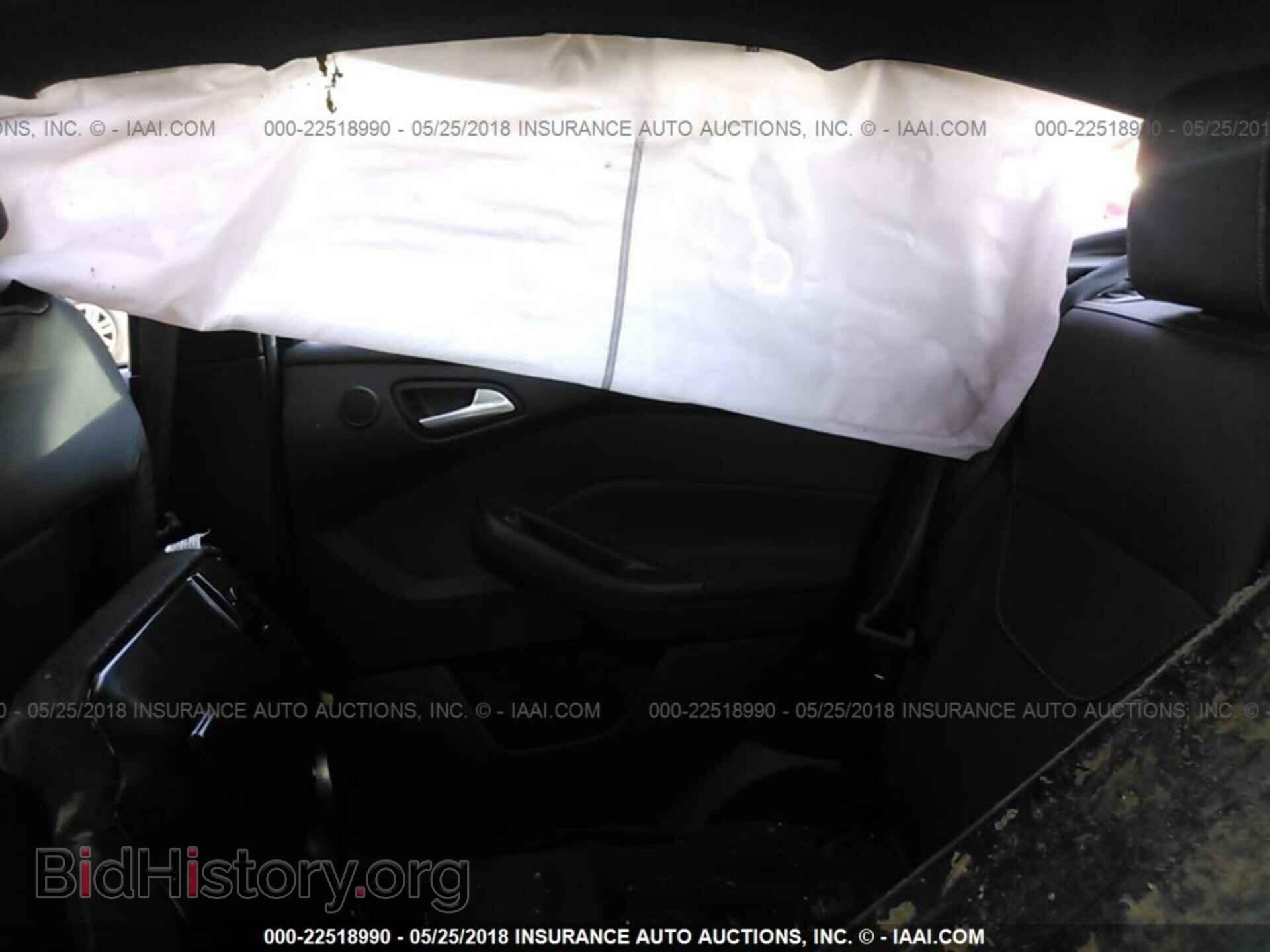 2017 Ford Focus - VIN: 1FADP3L90HL227455 - Photo 8