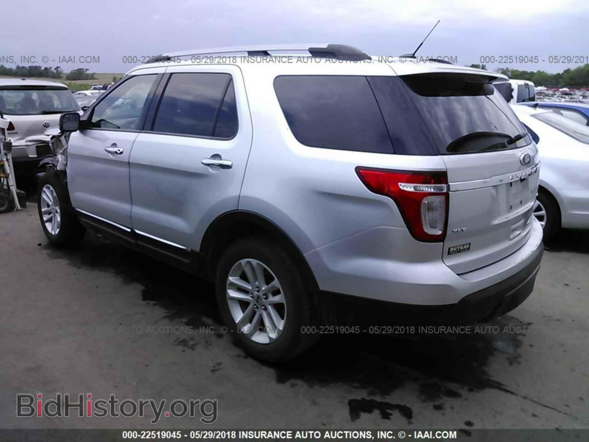 2011 Ford Explorer - VIN: 1FMHK8D87BGA43588 - Фото 3