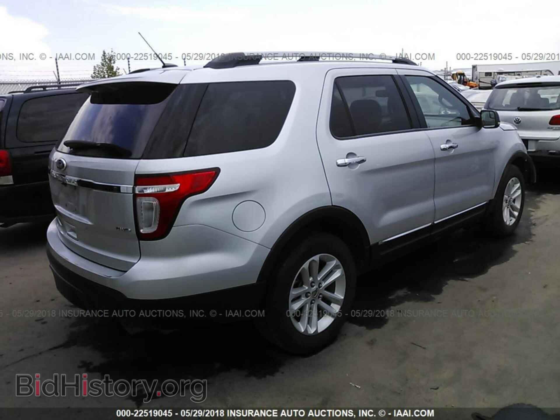 2011 Ford Explorer - VIN: 1FMHK8D87BGA43588 - Фото 4