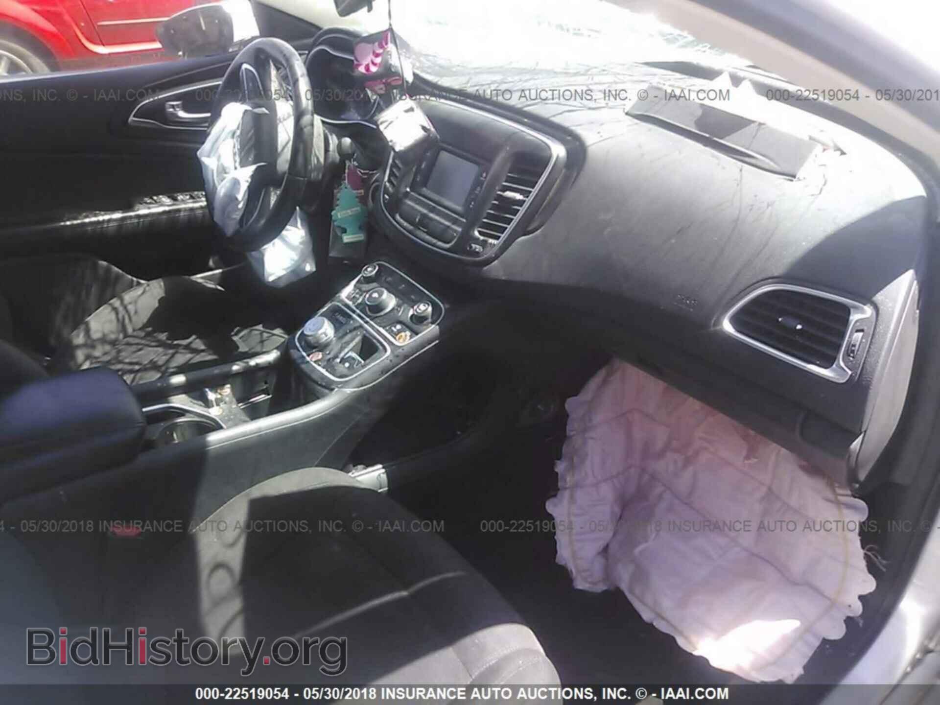 2015 Chrysler 200 - VIN: 1C3CCCAB4FN693046 - Фото 5
