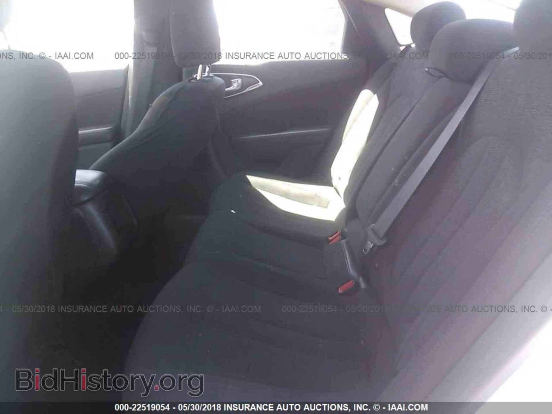 2015 Chrysler 200 - VIN: 1C3CCCAB4FN693046 - Фото 8