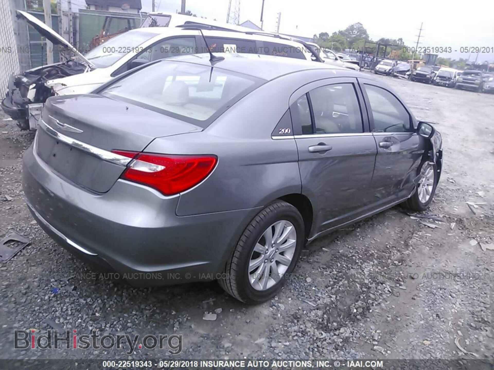2012 Chrysler 200 - VIN: 1C3CCBBB3CN105724 - Photo 4