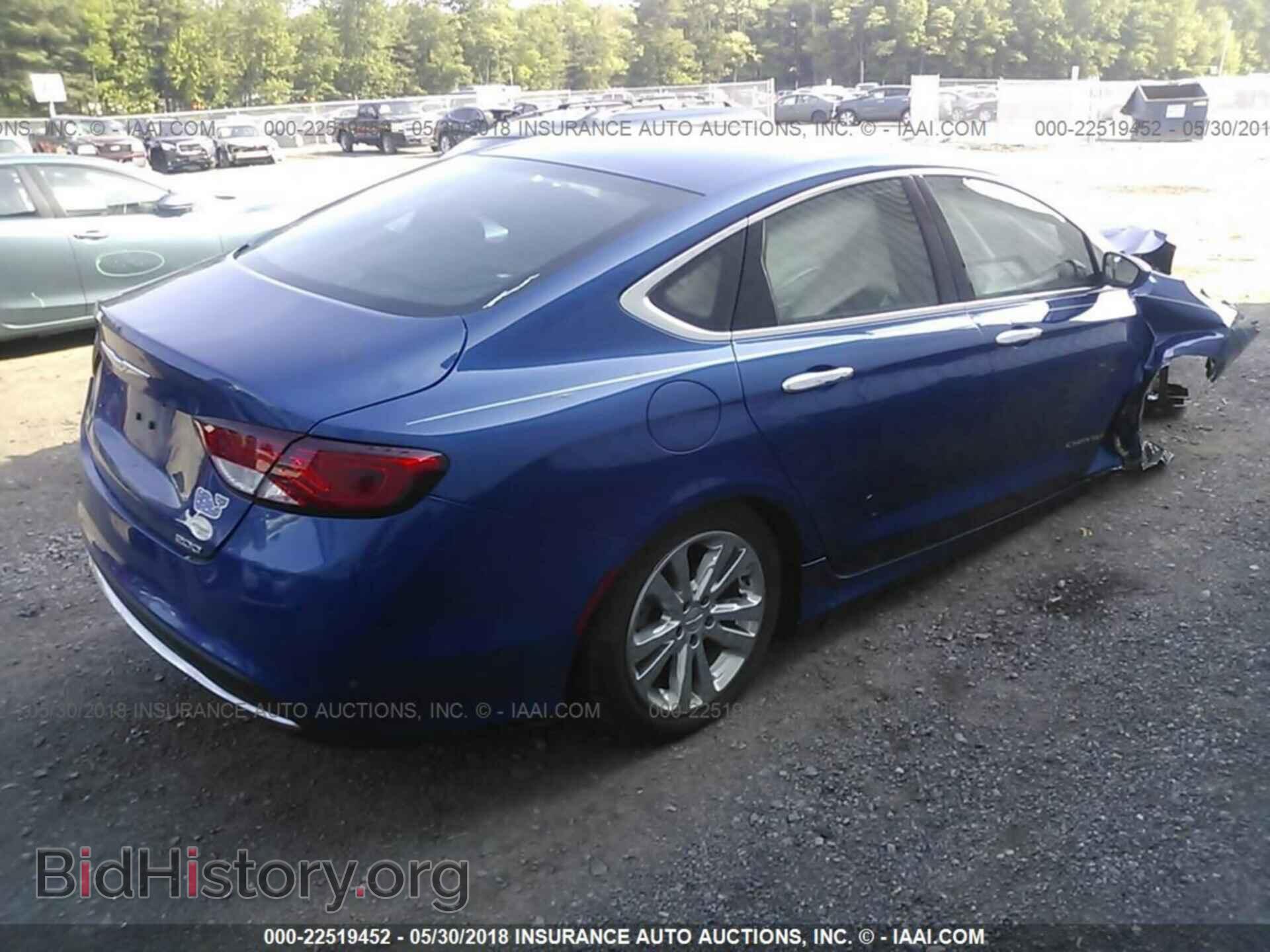 2016 Chrysler 200 - VIN: 1C3CCCAB9GN150129 - Photo 4